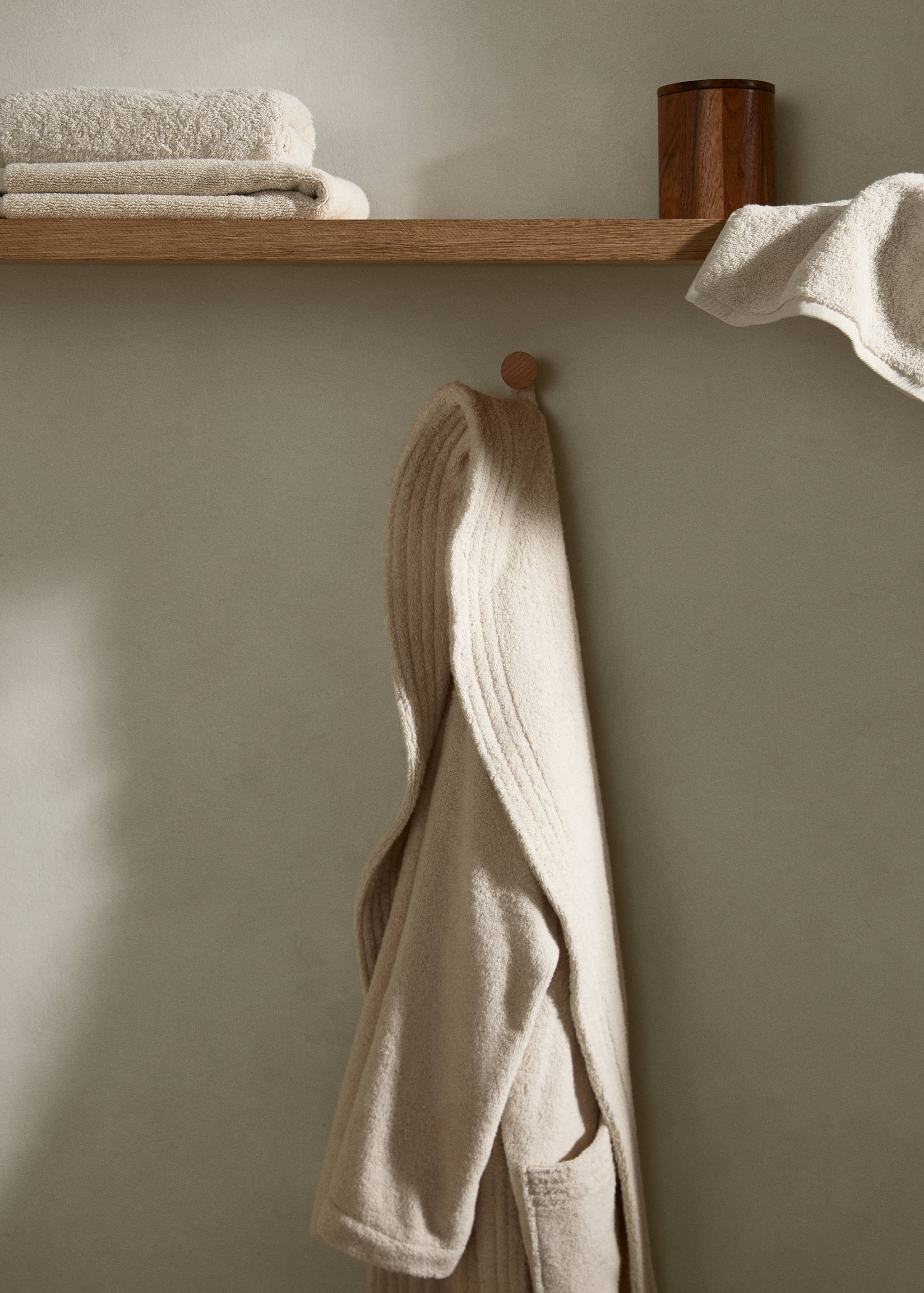 100% cotton bathrobe - General plane