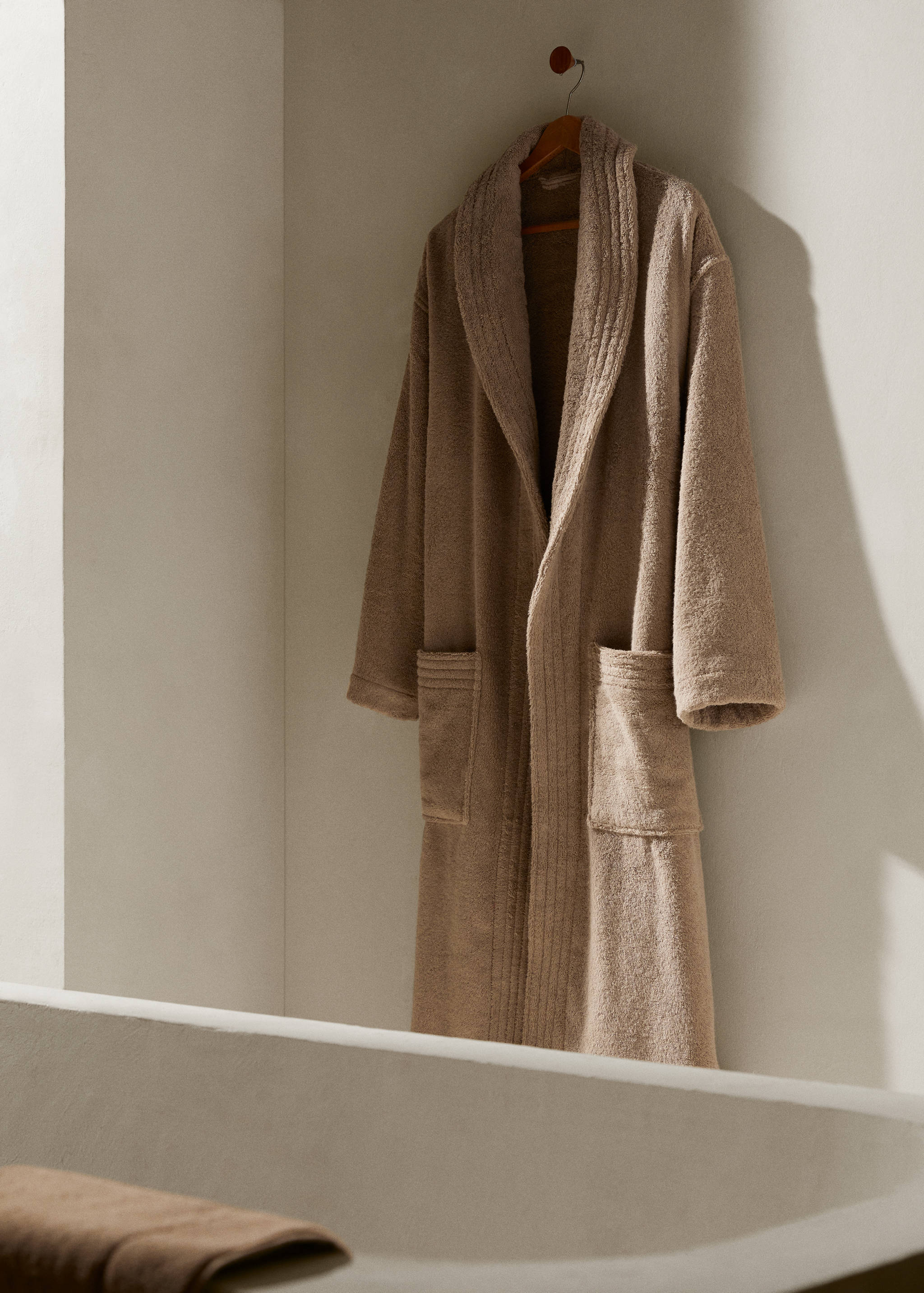 100% cotton bathrobe - General plane