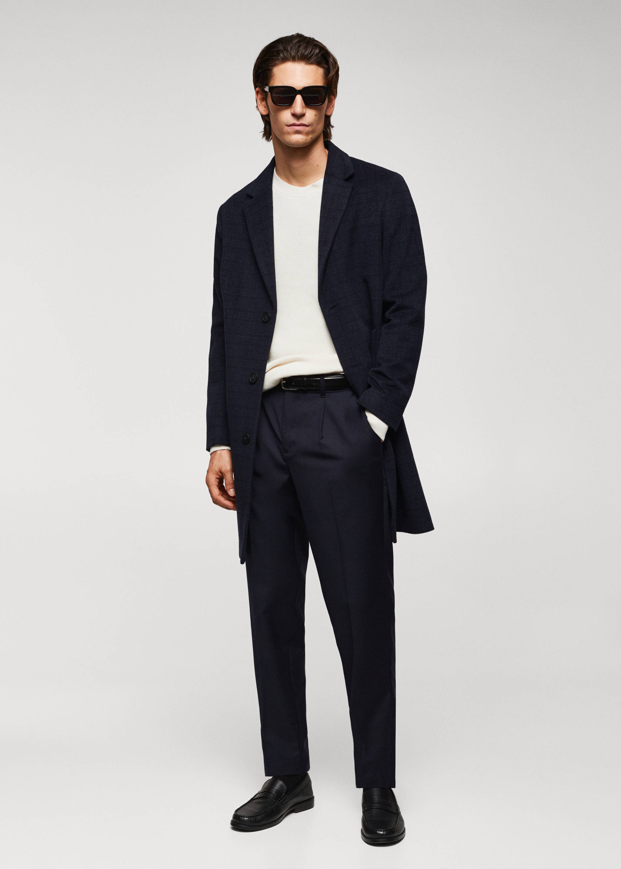 Sobretudo aos quadrados de lã reciclada - Plano geral