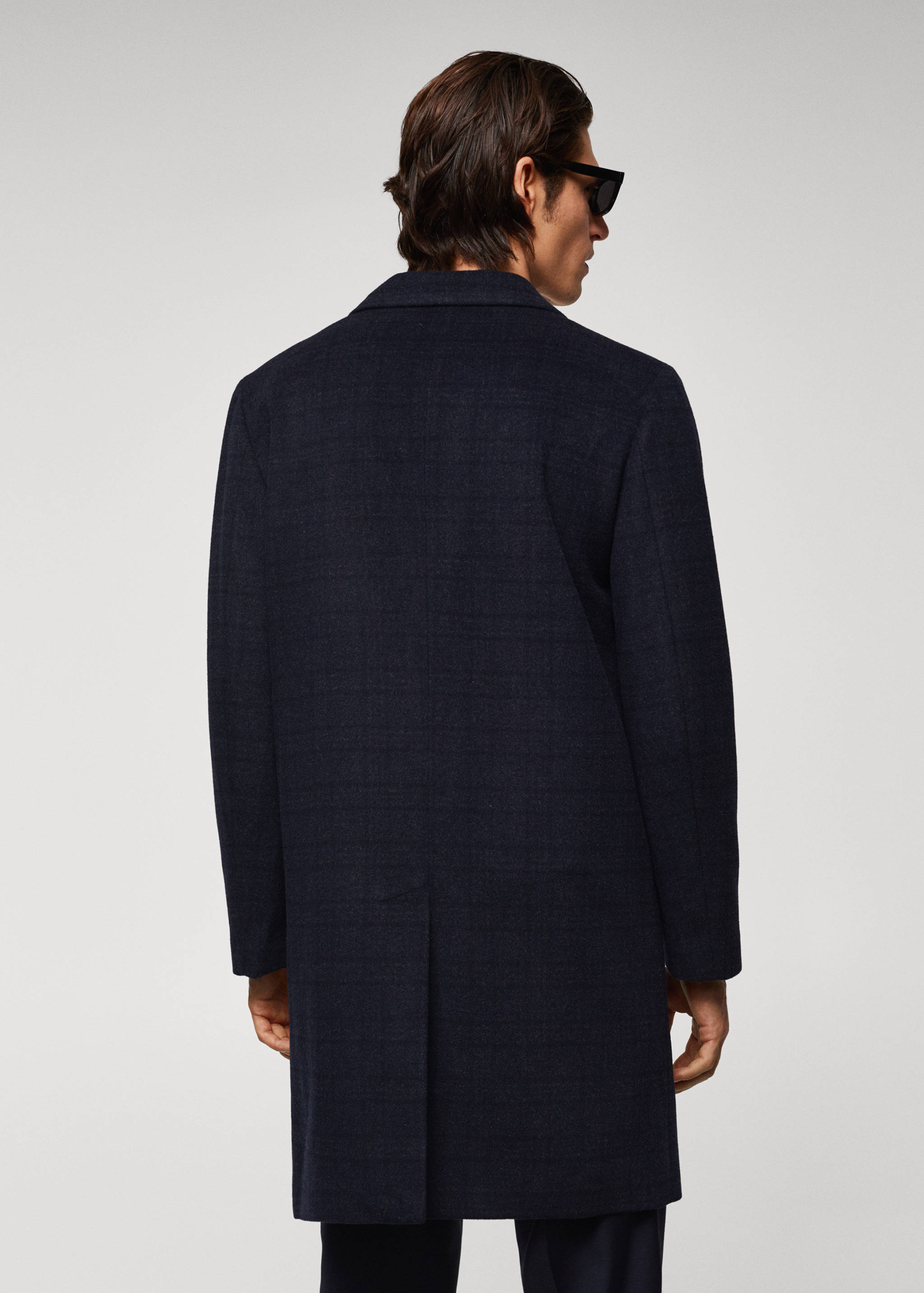 Sobretudo aos quadrados de lã reciclada - Verso do artigo