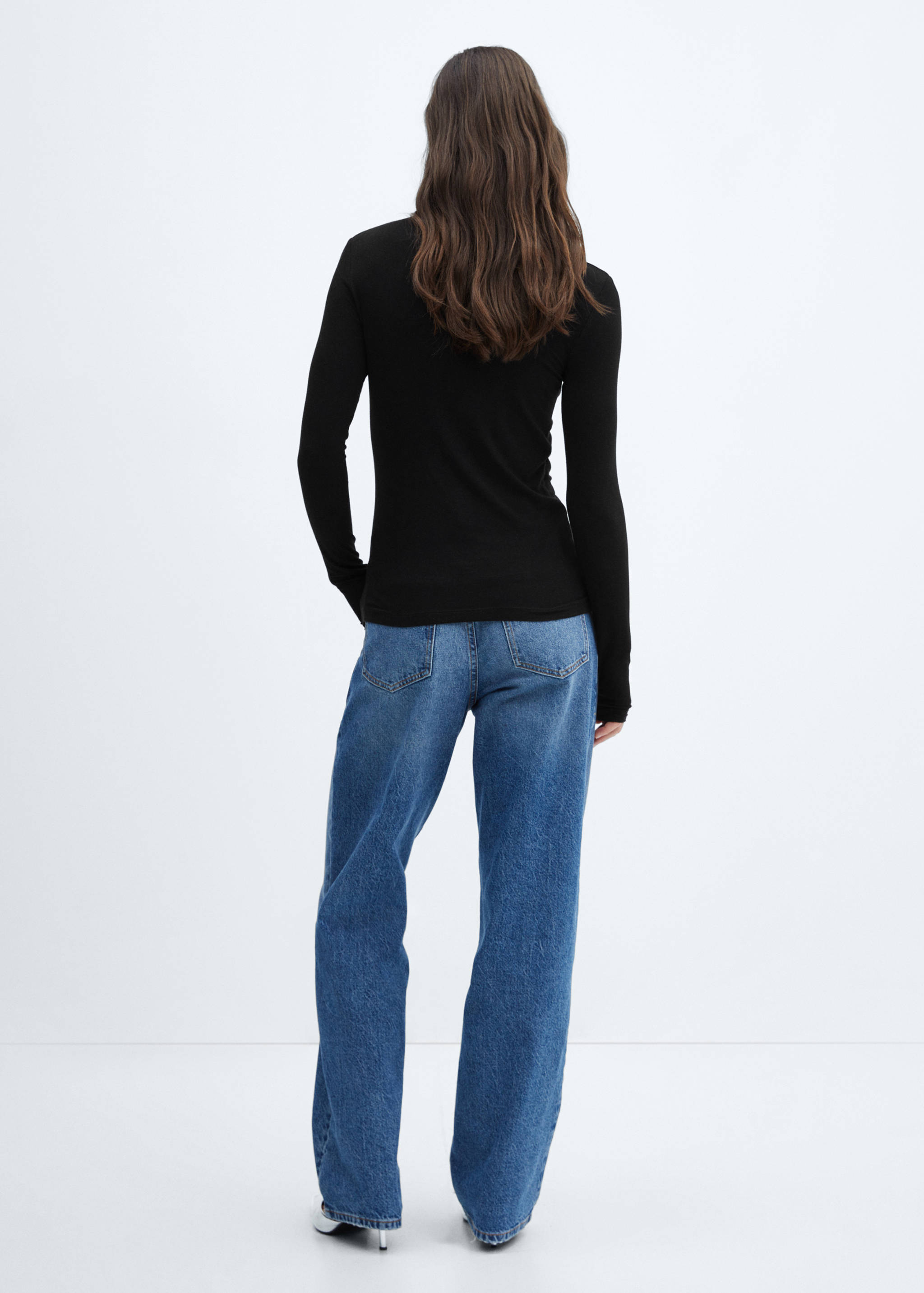 Langarm-T-Shirt mit Rundhals - Rückseite des Artikels