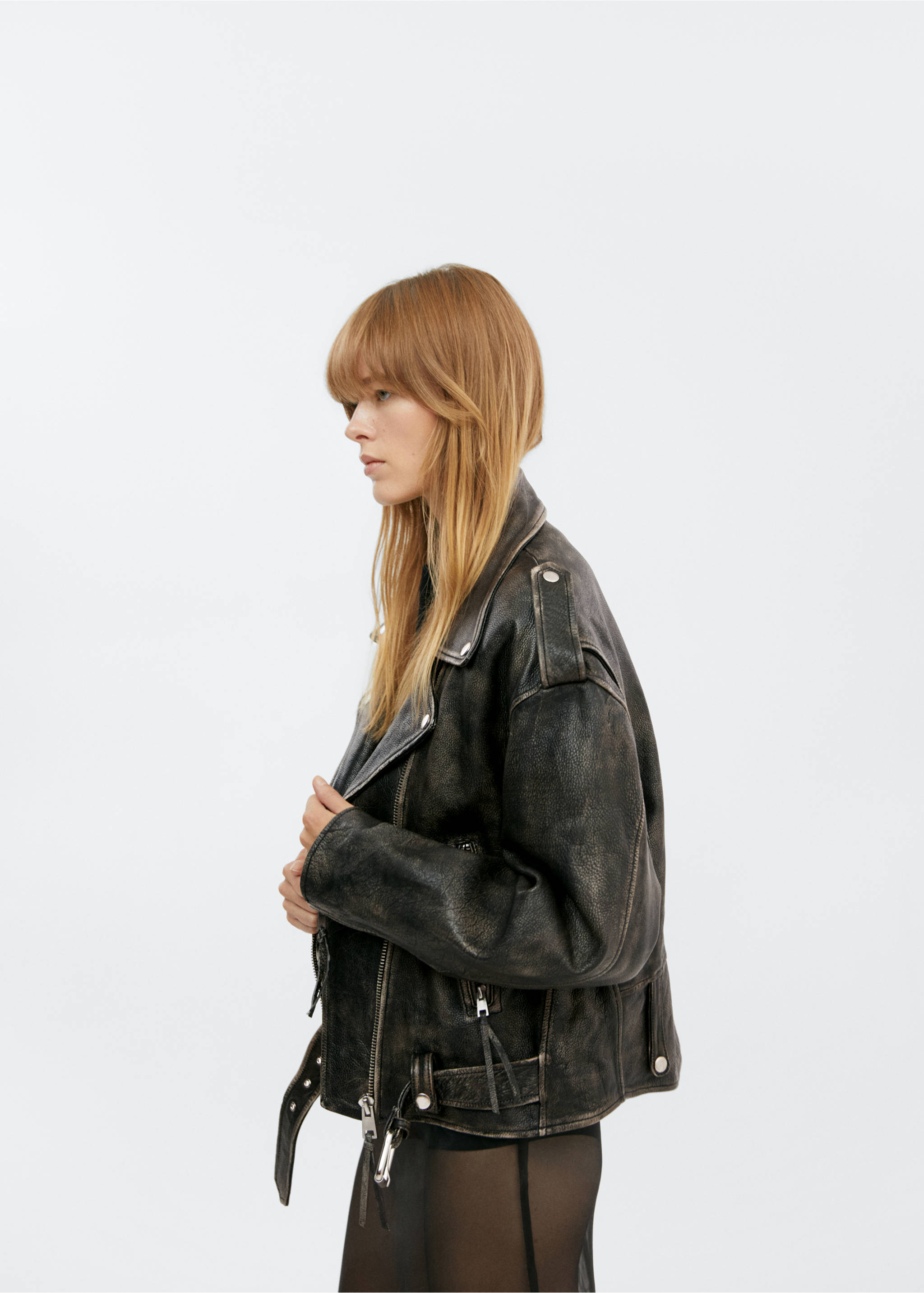 Leather biker oversize jacket - Details of the article 2, Black. Ref: 57035983-00.