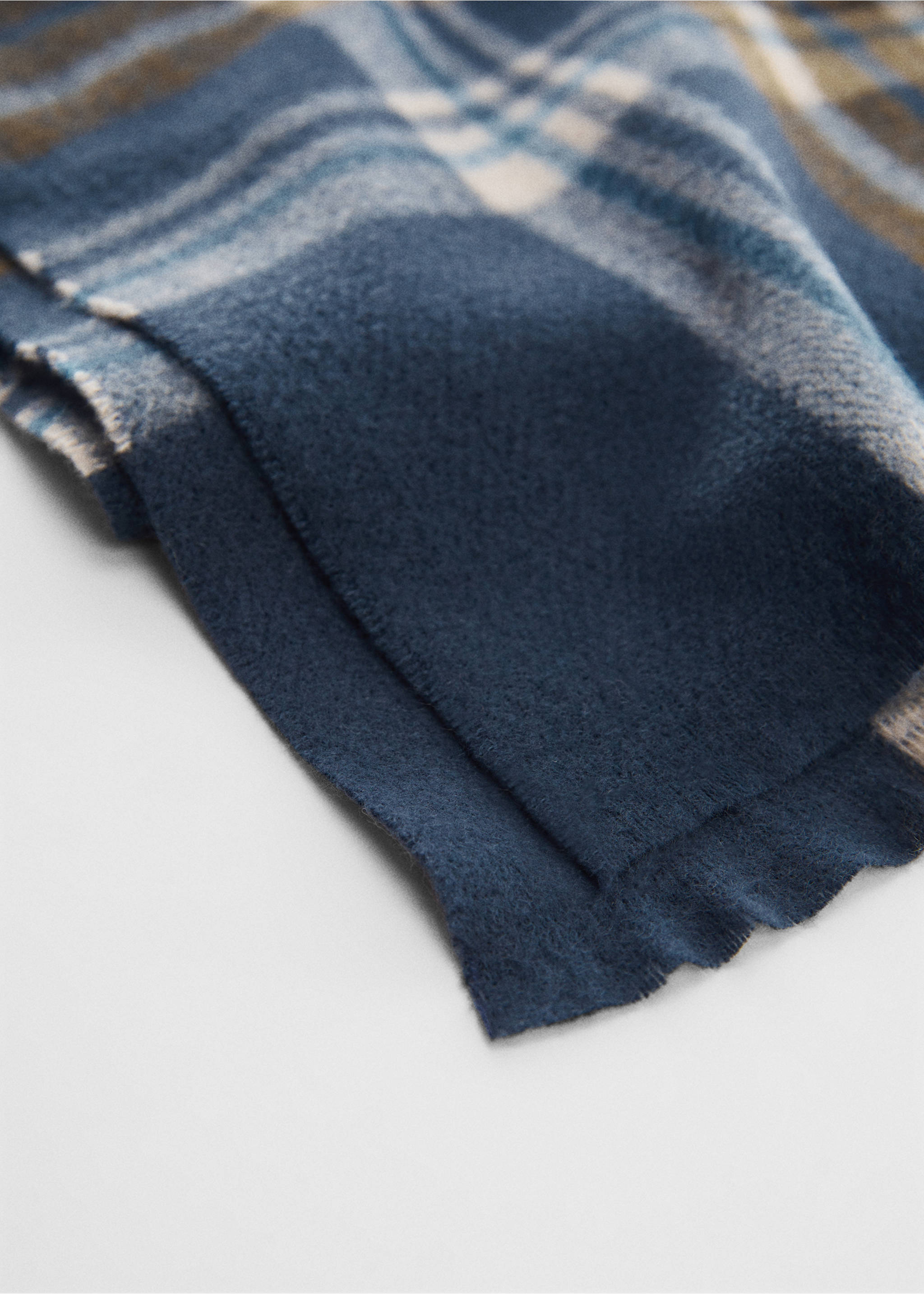 Plaid scarf - Medium plane, Navy. Ref: 57036000-00.