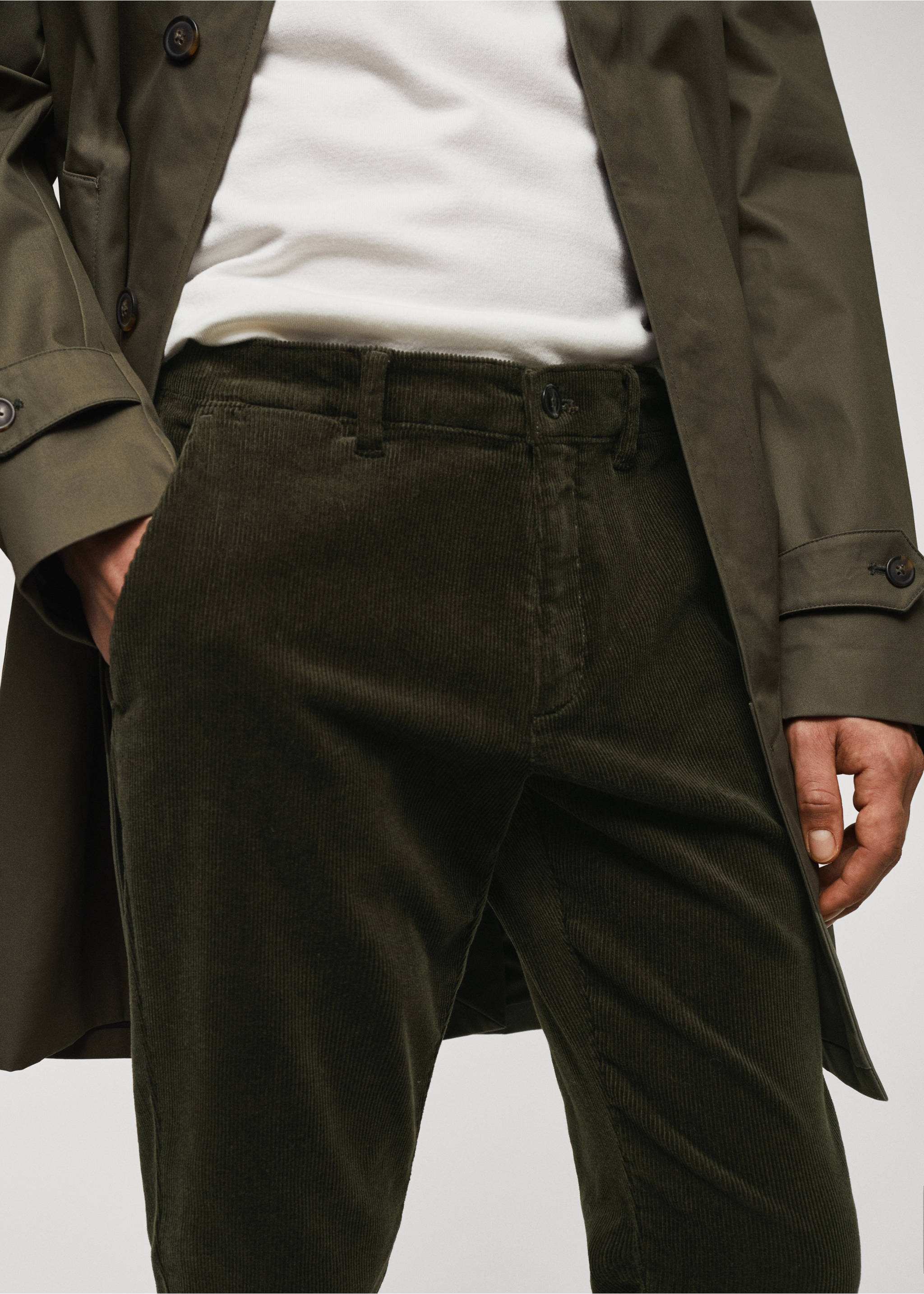 Corduroy slim-fit cropped trousers - Details of the article 1, Khaki. Ref: 57036712-00.