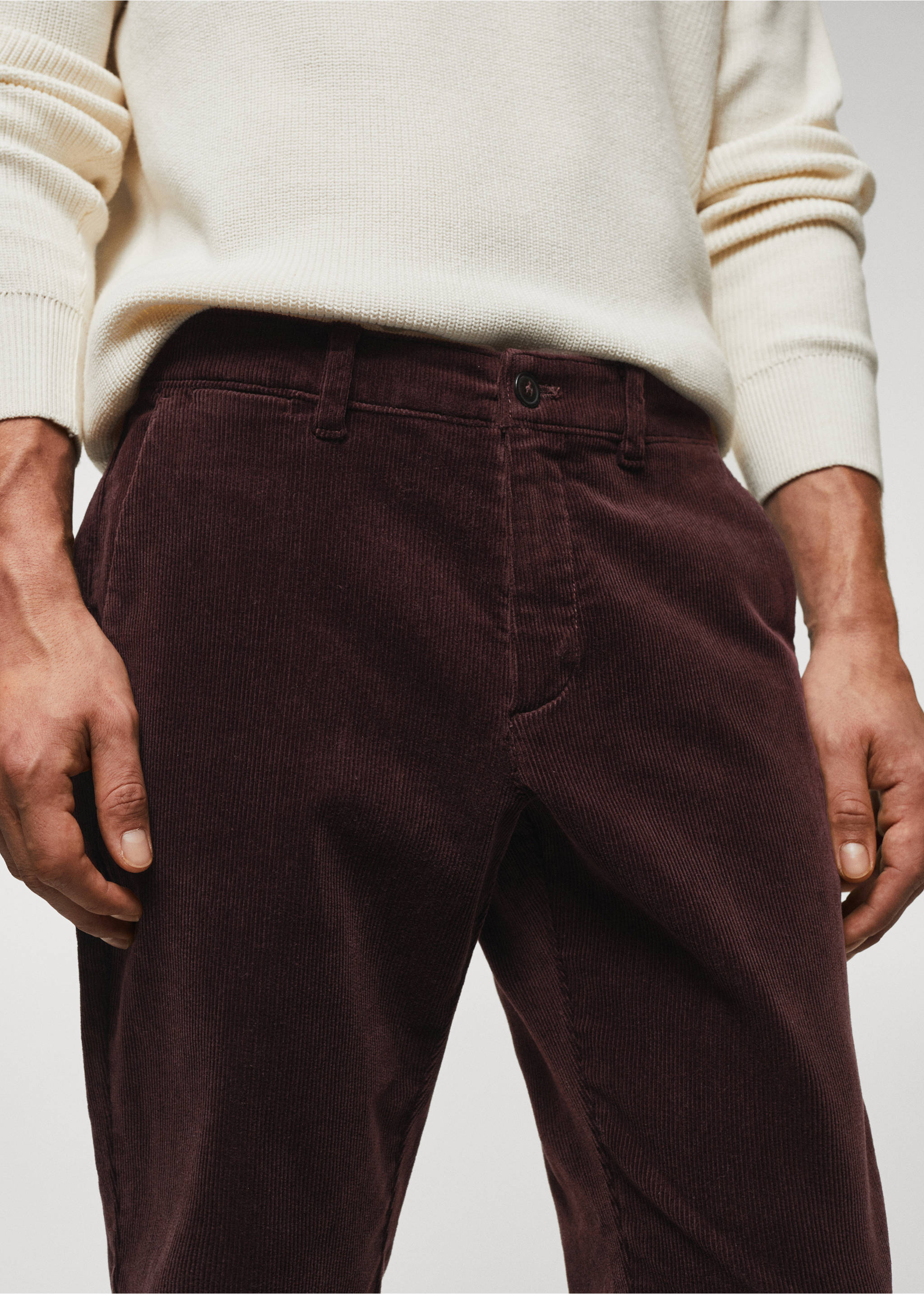 Corduroy slim-fit cropped trousers - Details of the article 1, Wine. Ref: 57036712-00.
