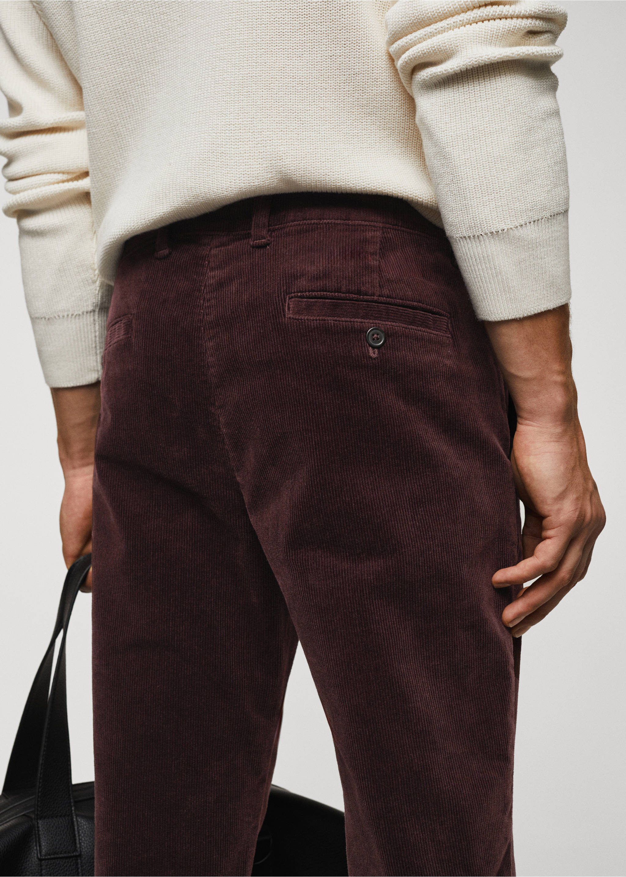 Corduroy slim-fit cropped trousers - Details of the article 6, Wine. Ref: 57036712-00.