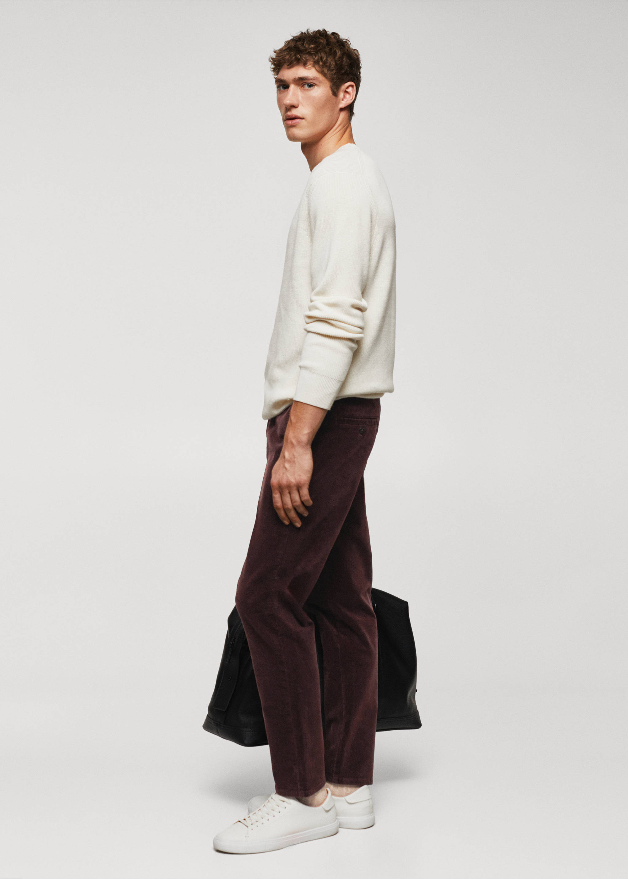 Corduroy slim-fit cropped trousers - Details of the article 2, Wine. Ref: 57036712-00.