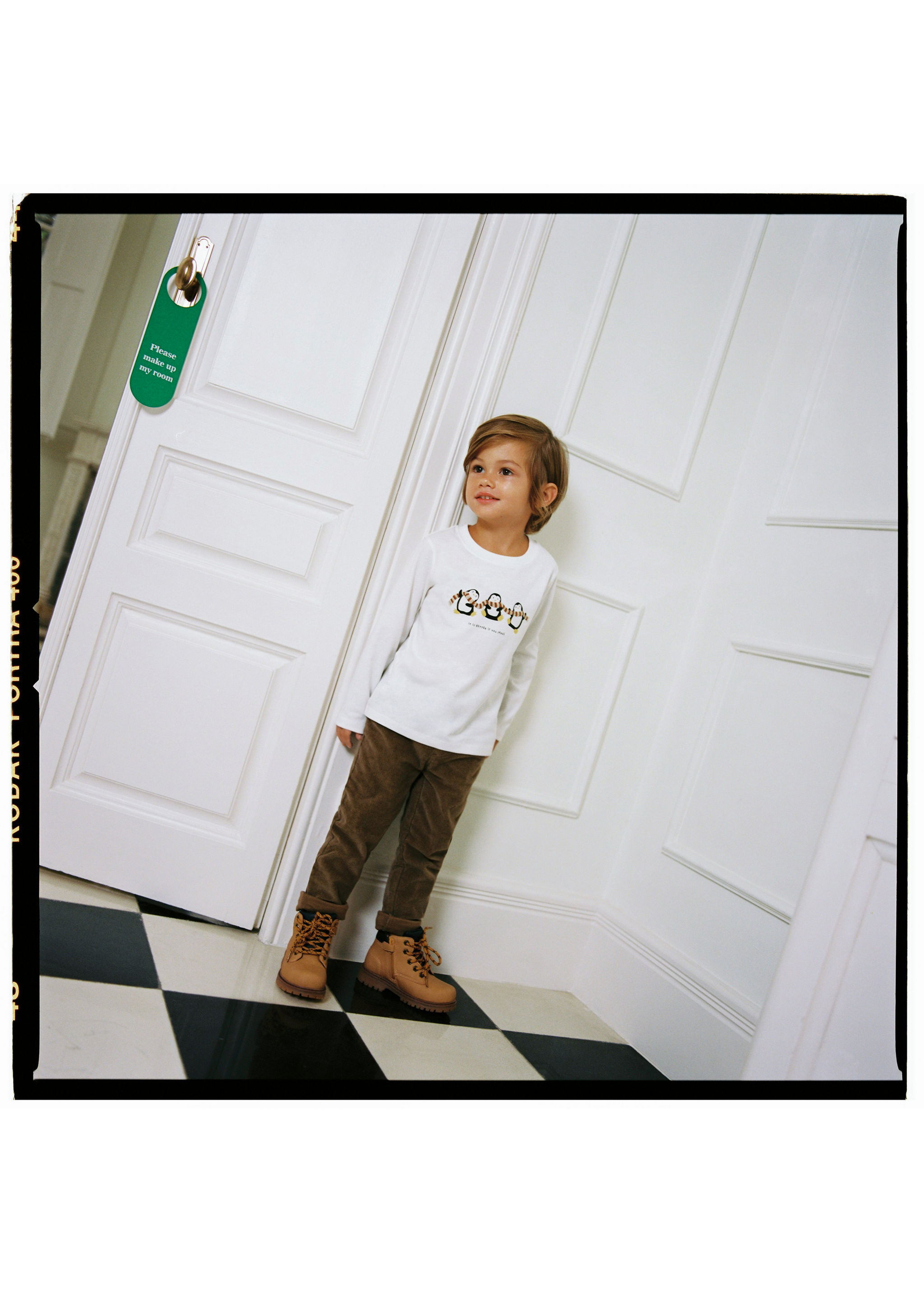 Corduroy jogger trousers - Details of the article 5