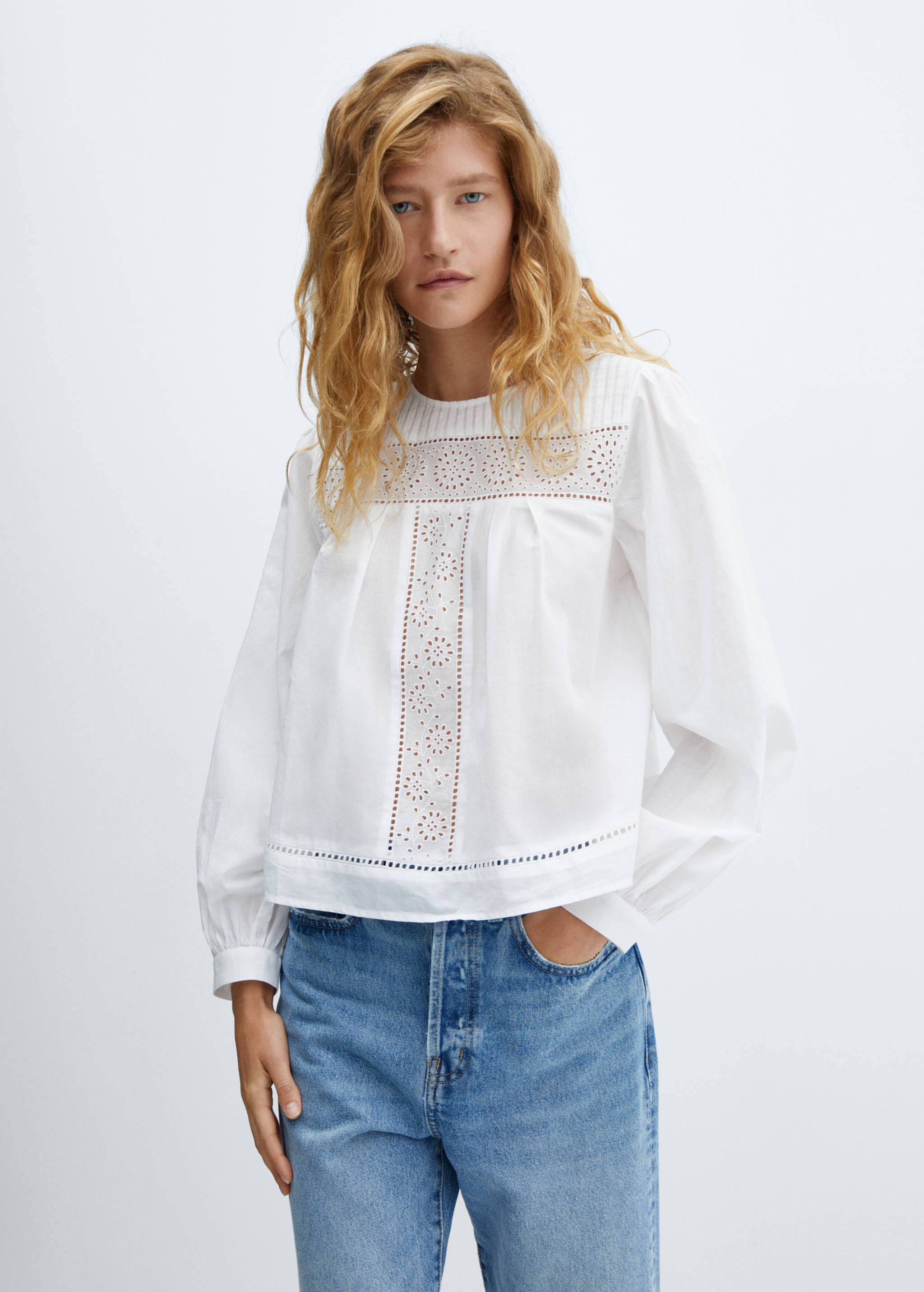 Cotton blouse with openwork details - Medium plane