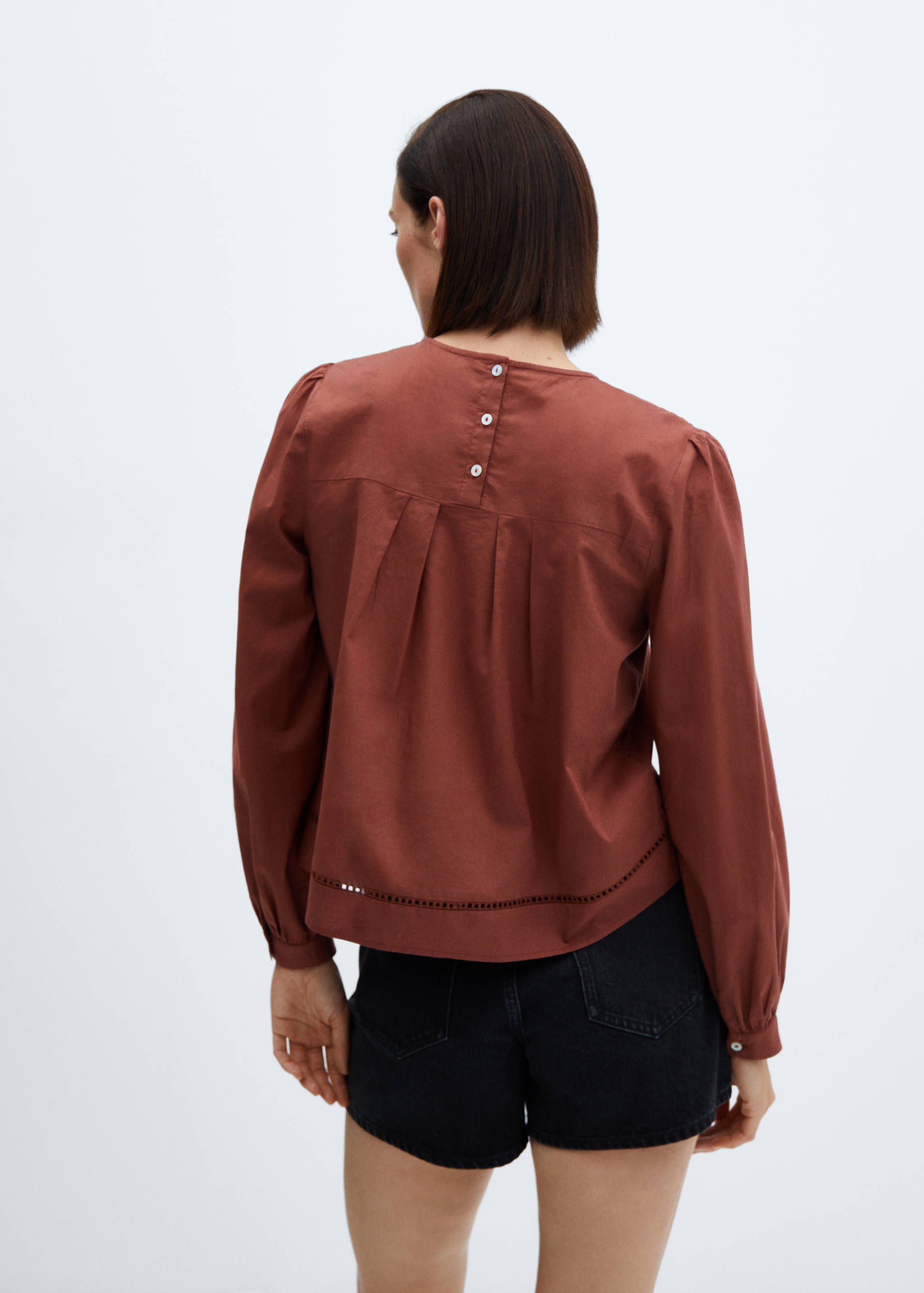 Cotton blouse with openwork details - Reverse of the article