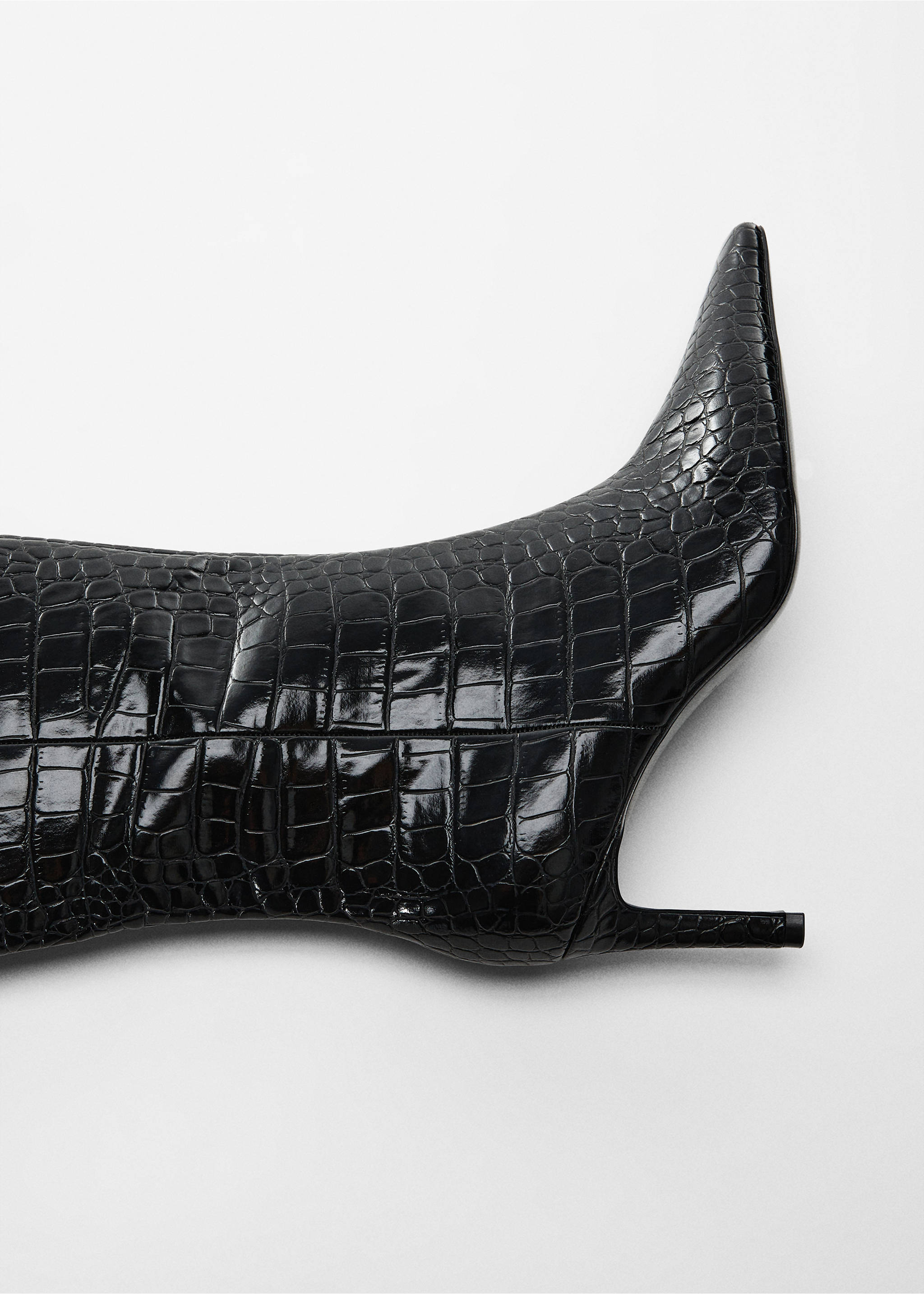 Coco-effect heeled boots - Details of the article 5, Black. Ref: 57037712-00.