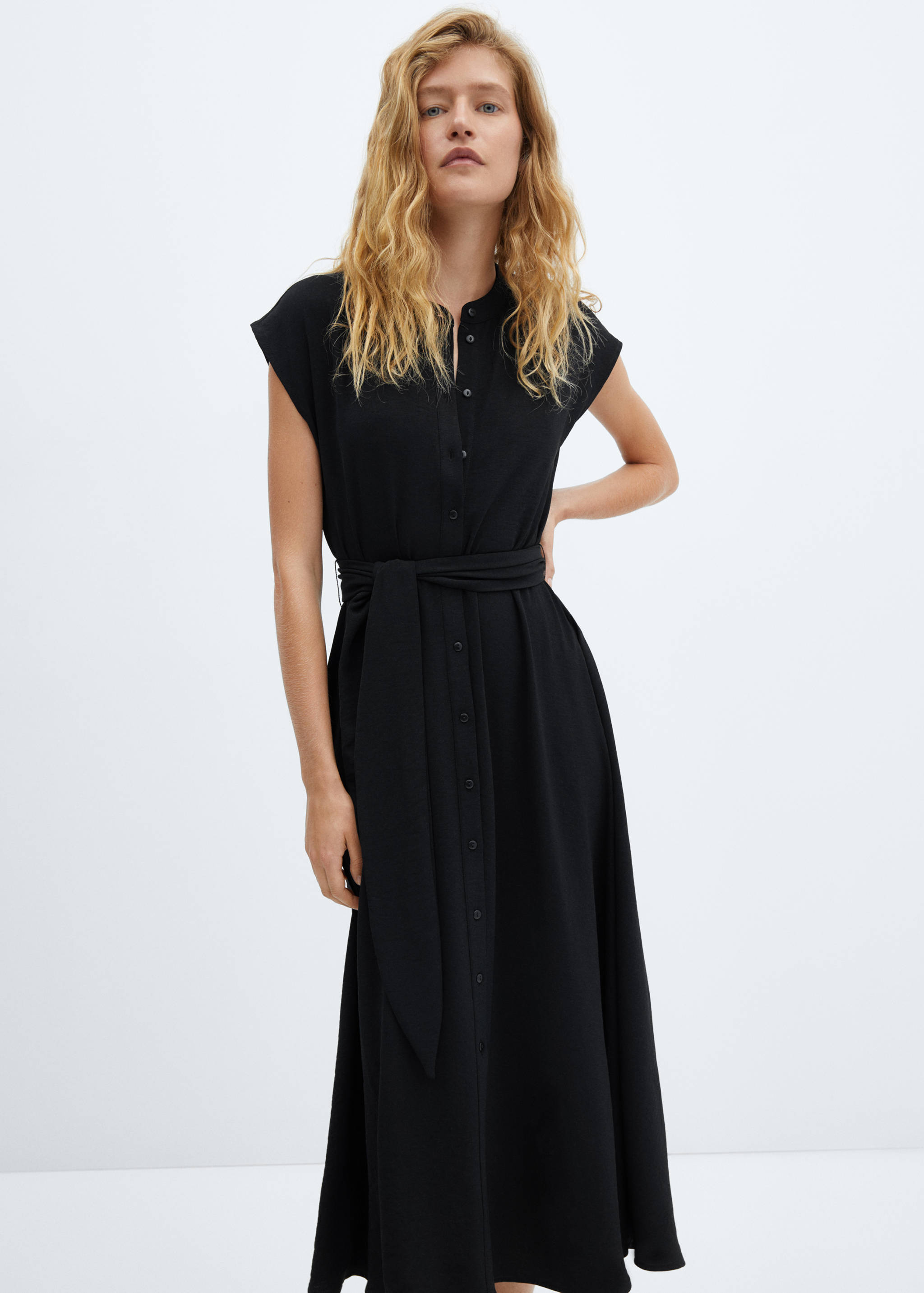 Hemdkleid in Midi-Länge - Mittlere Ansicht