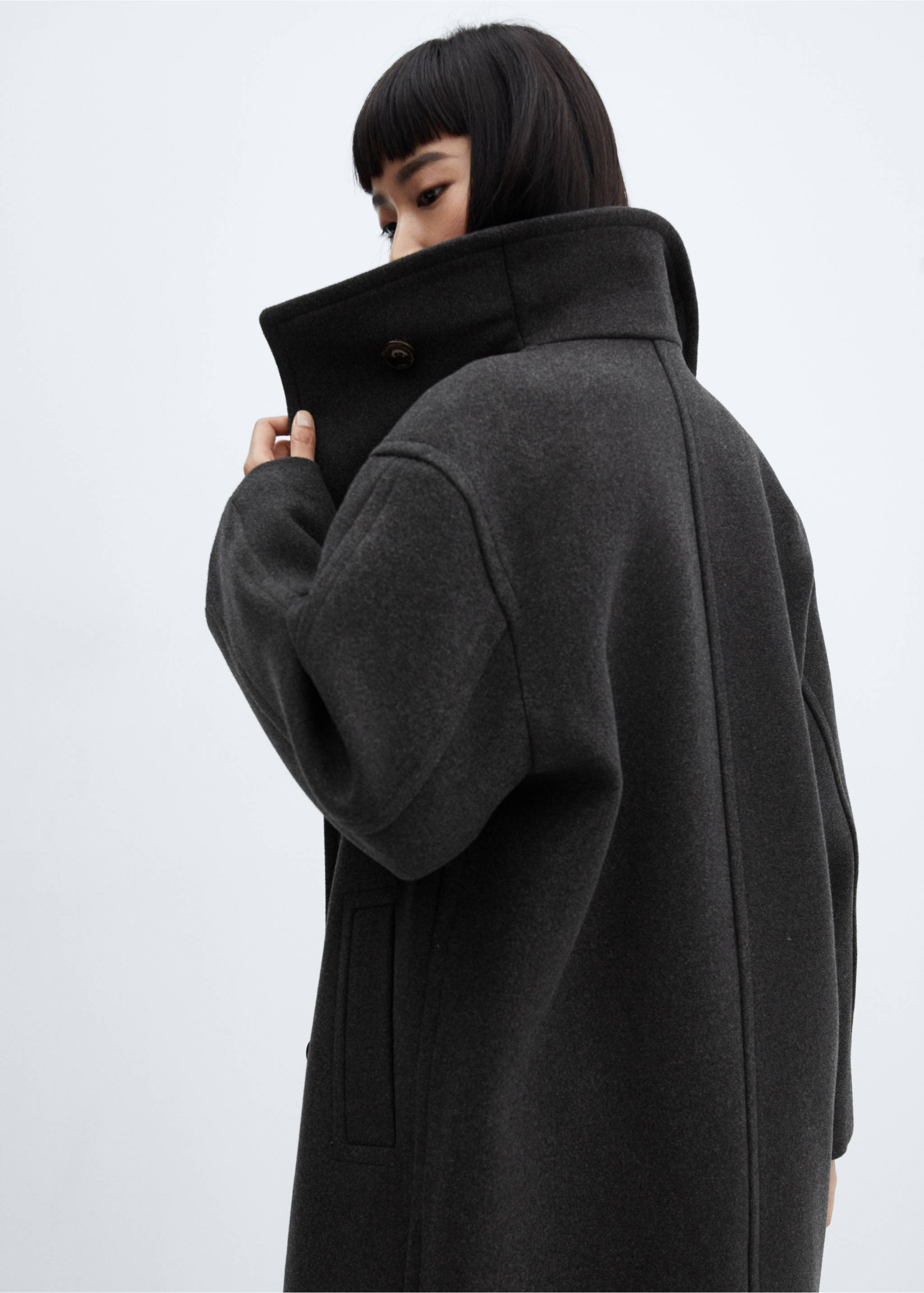 Wide lapel wool-blend coat - Details of the article 2, Grey. Ref: 57037734-00.