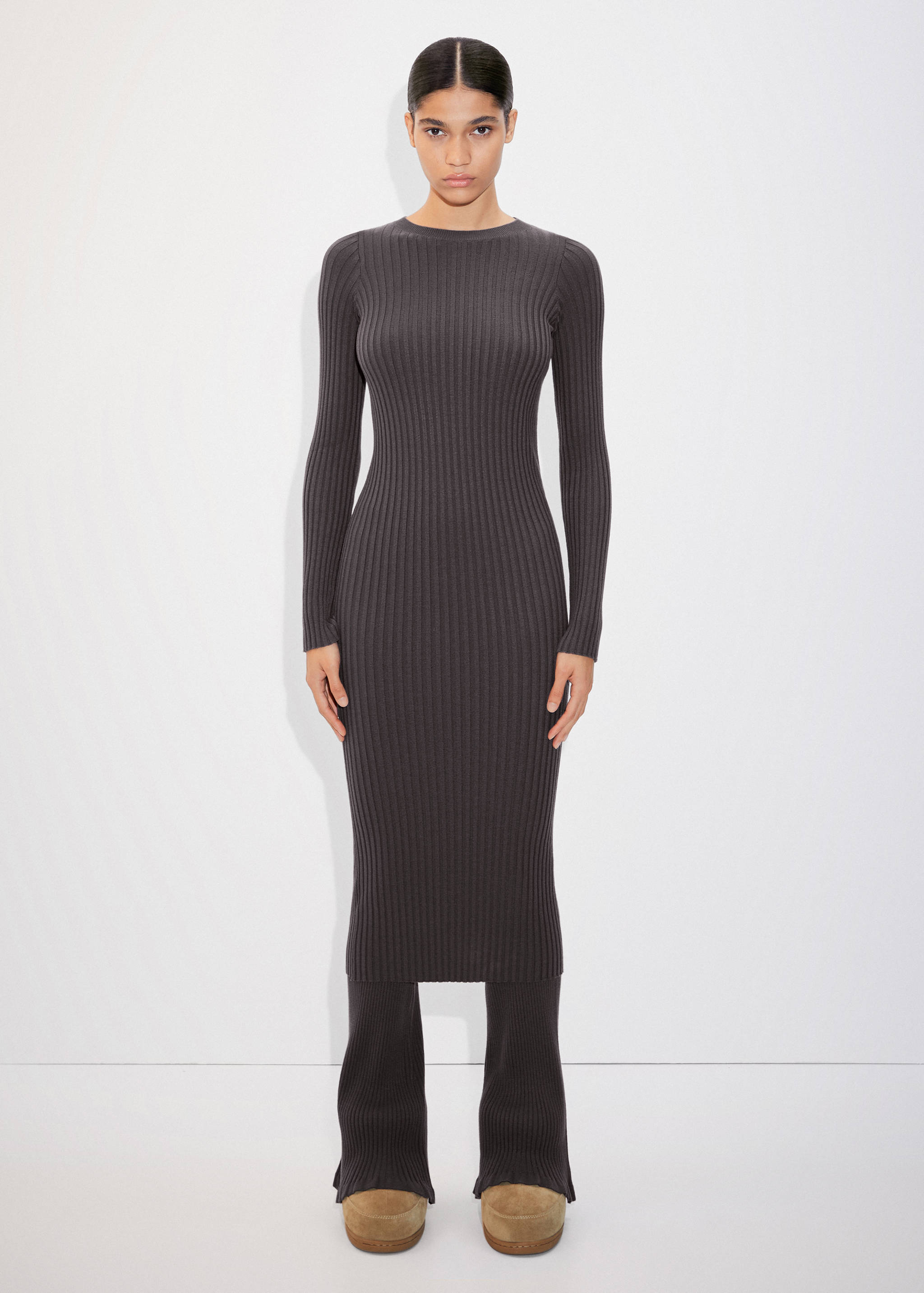 Robe midi à bords côtelés - Plan général