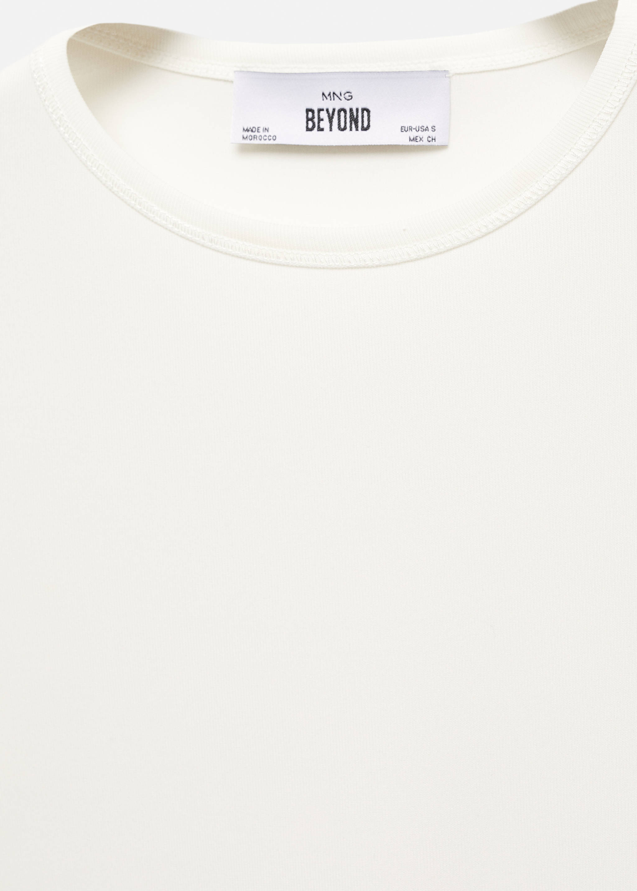 Samarreta màniga llarga coll rodó - Detall de l'article 8