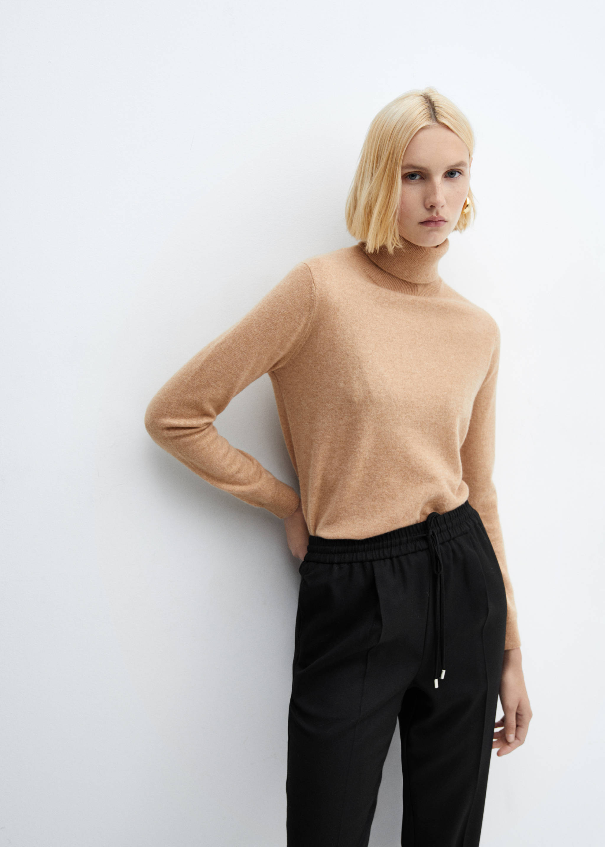 Fließende Joggerpants - Detail des Artikels 1