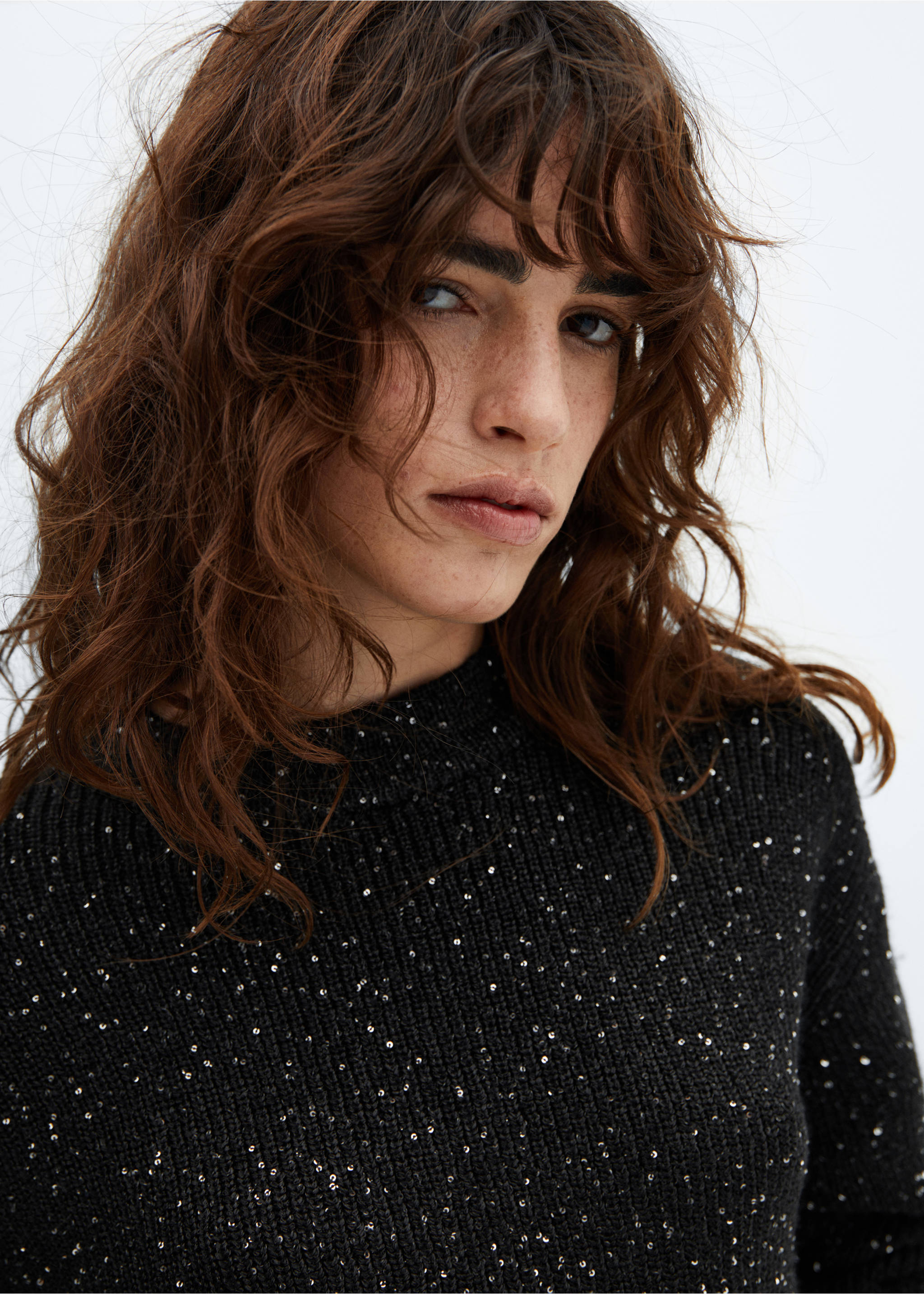 Knit paillette sweater - Details of the article 1, Black. Ref: 57039089-00.