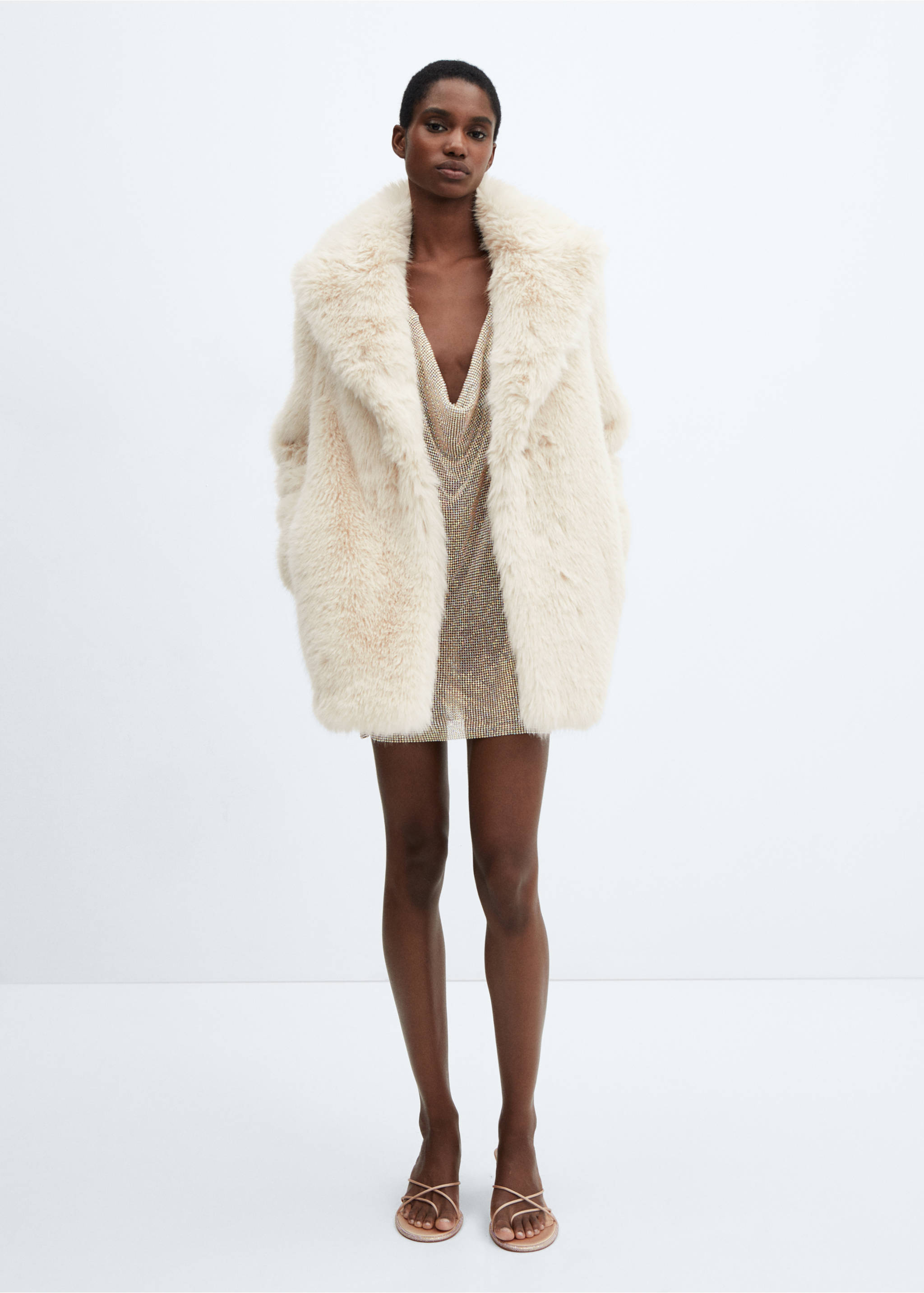 Coat with fur-effect lapels - General plane, Ecru. Ref: 57039096-00.