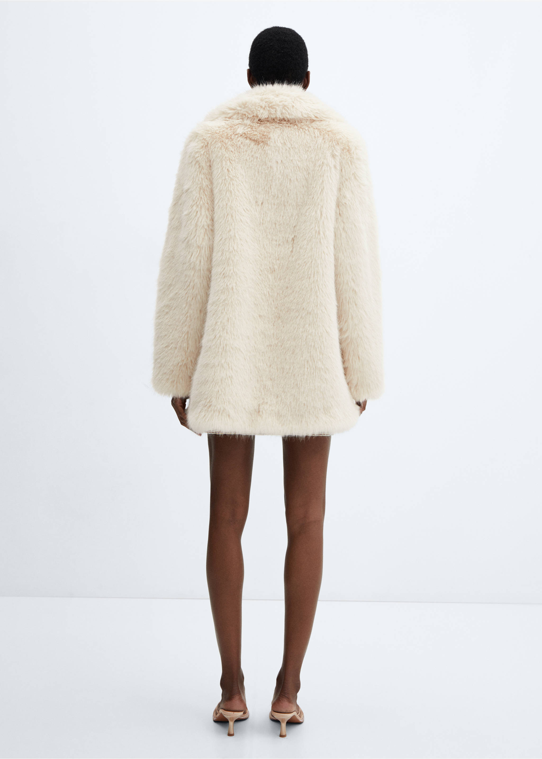 Coat with fur-effect lapels - Reverse of the article, Ecru. Ref: 57039096-00.