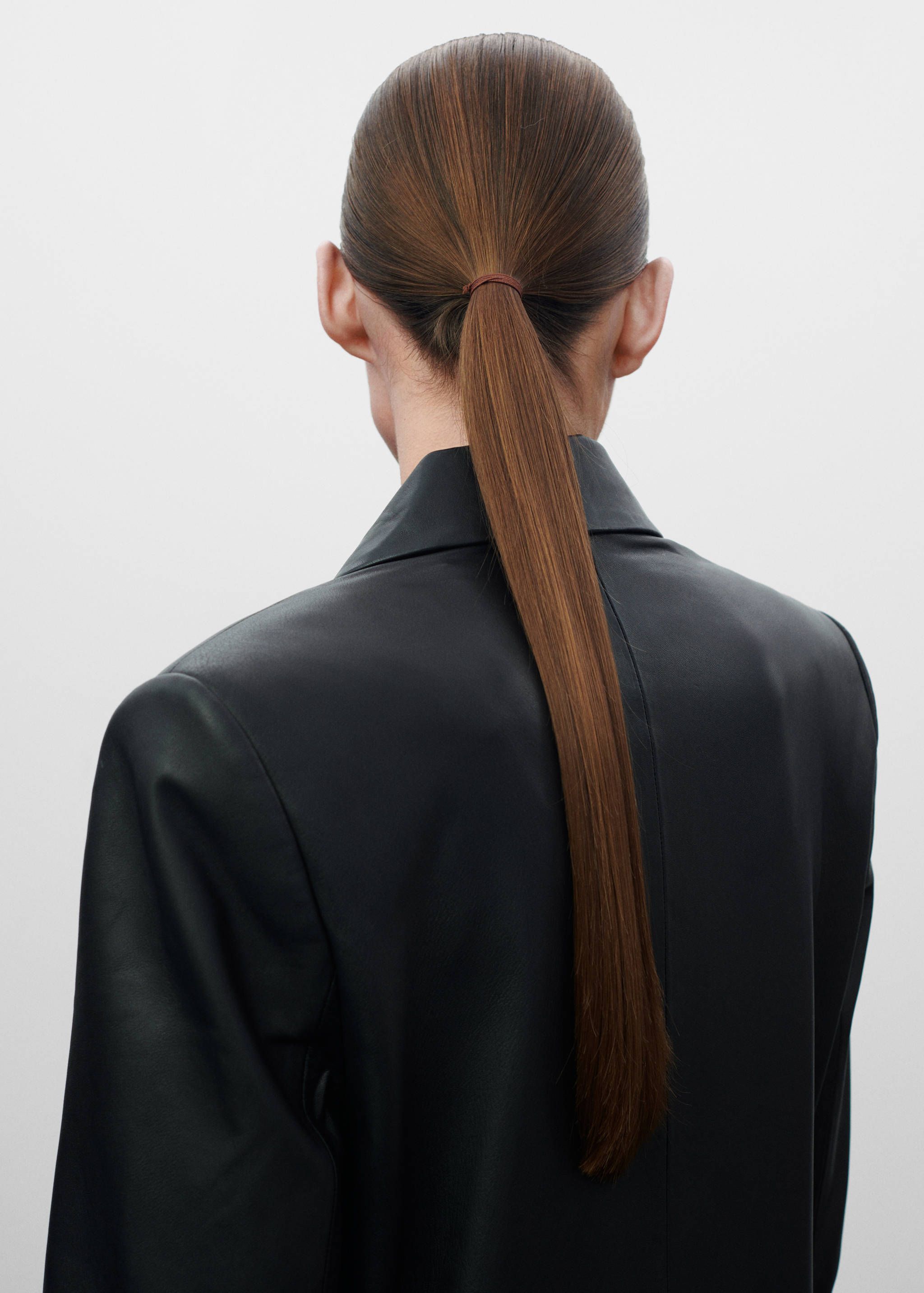 Double-breasted leather coat - Details of the article 6