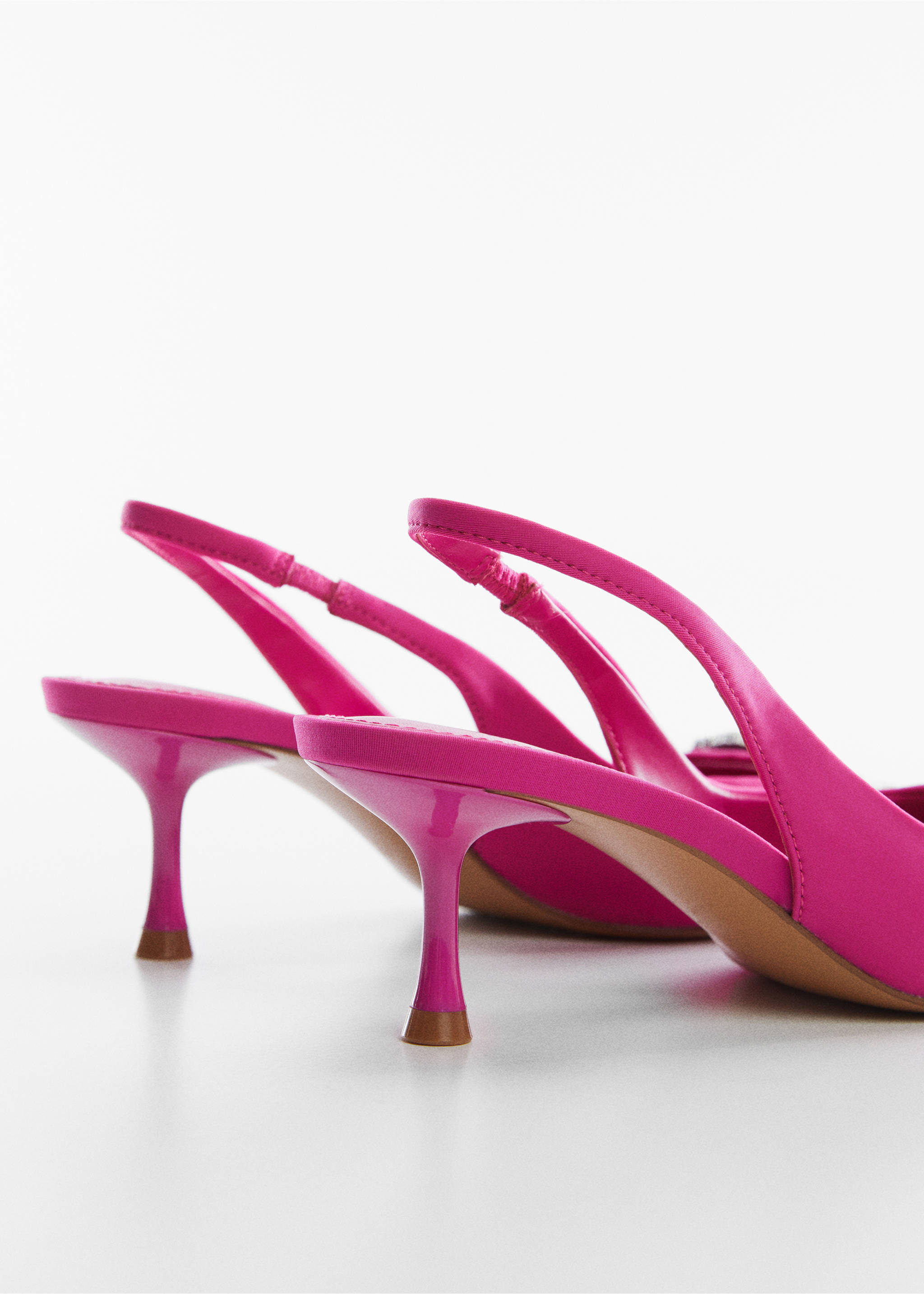Pointed shoes with rhinestone detail - Details of the article 1, Fuchsia. Ref: 57040030-00.
