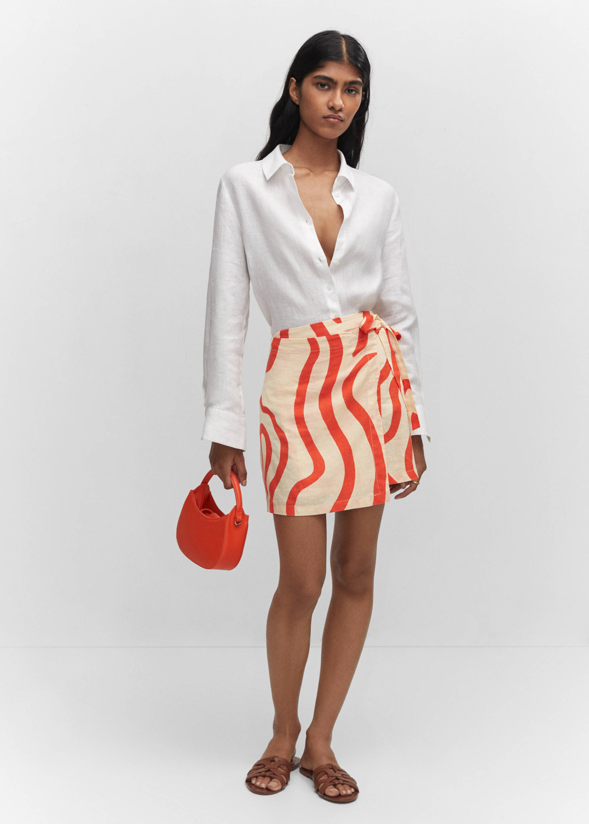 Shoulder bag with short handle - General plane