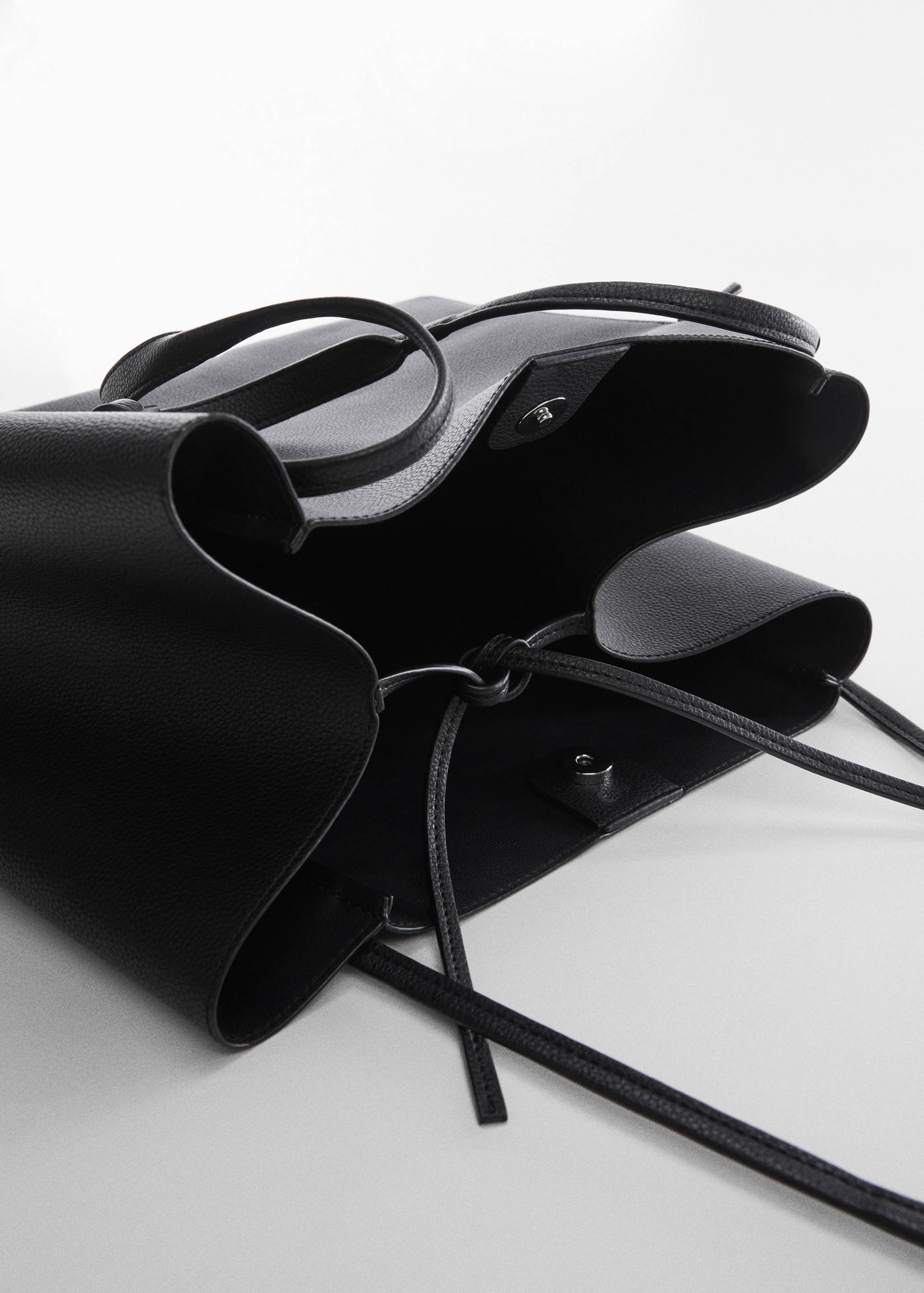 Knot handle shopper bag - Details of the article 2