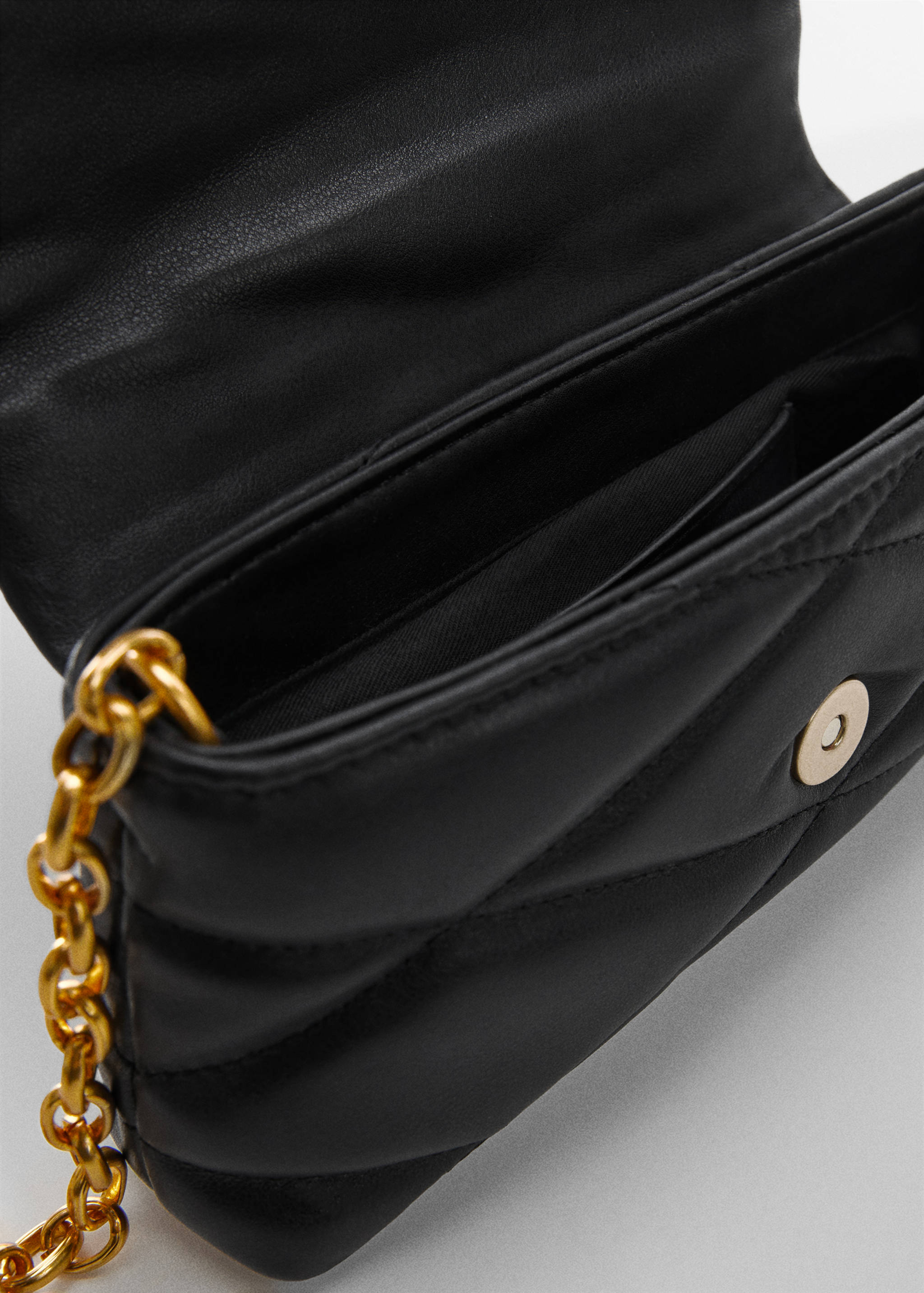 Quilted chain bag - Details of the article 2