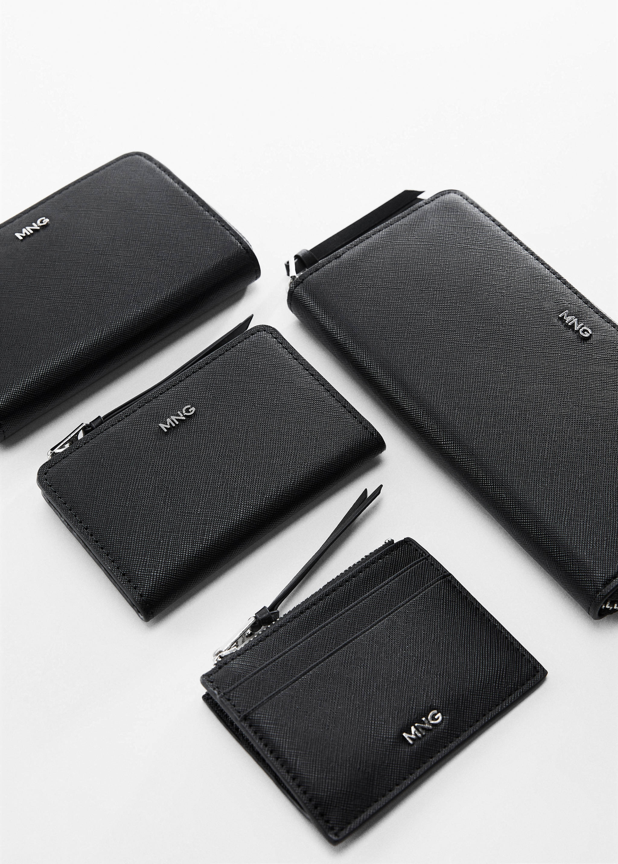 Saffiano-effect cardholder - Details of the article 5