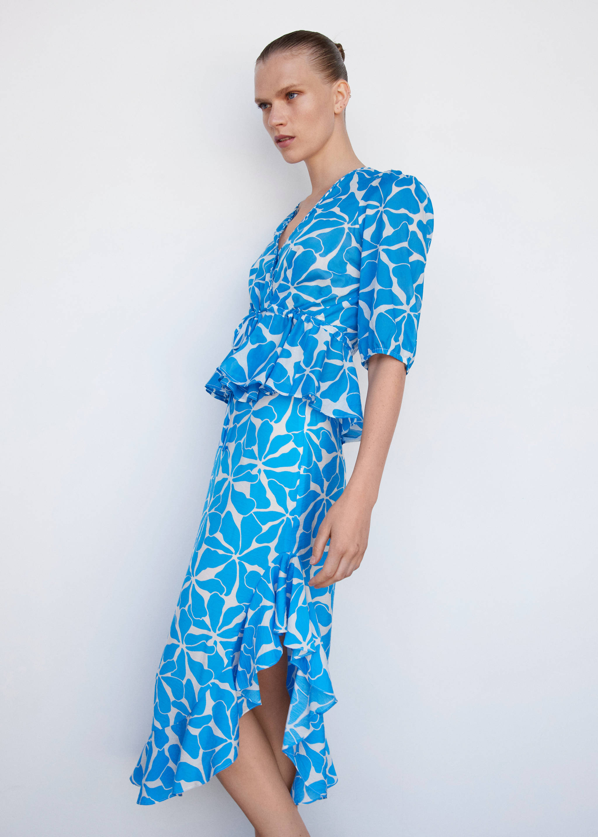 Double-breasted blouse with bow - Details of the article 2