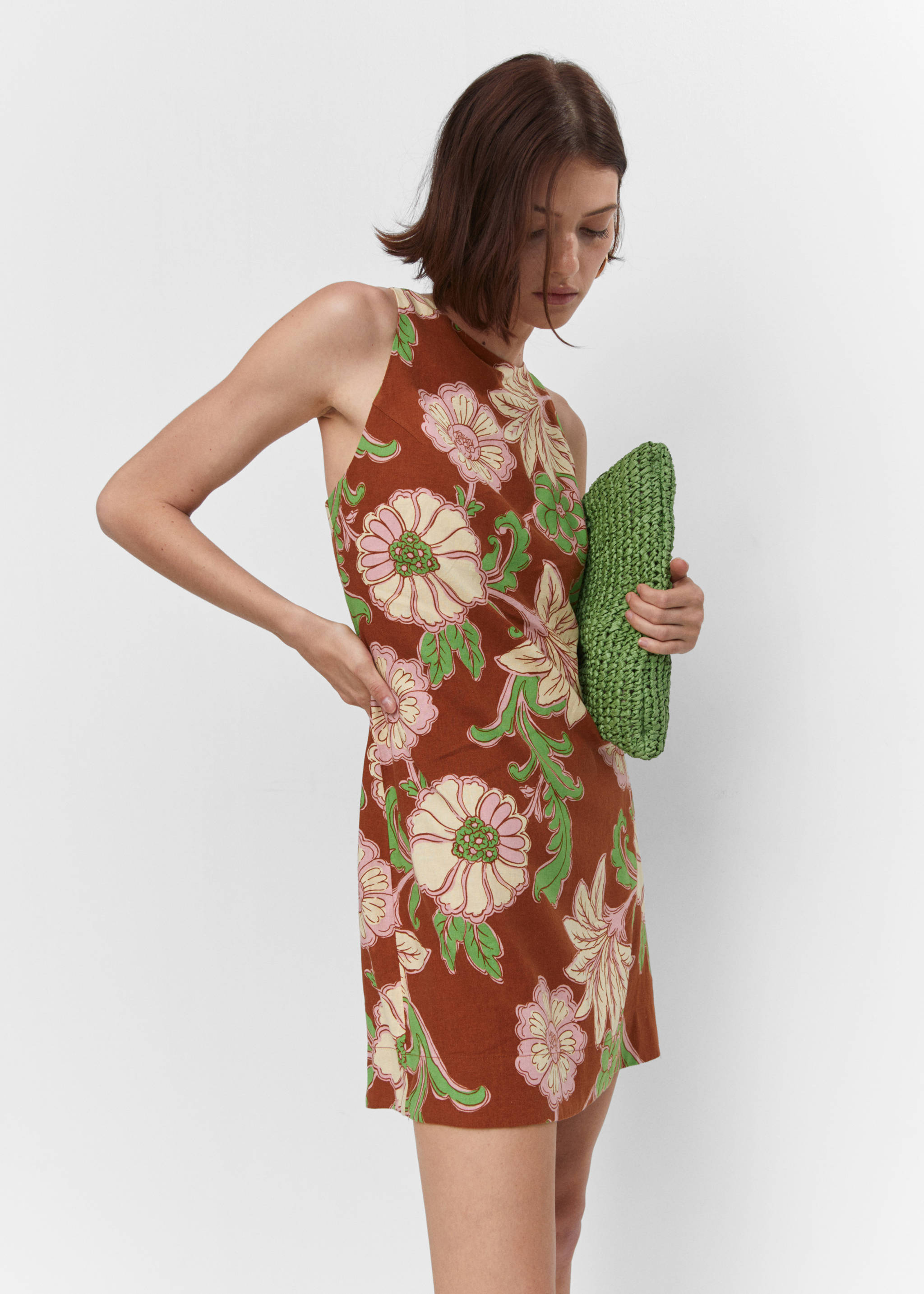 Leinenkleid mit rückwärtigem Cut-Out - Detail des Artikels 2