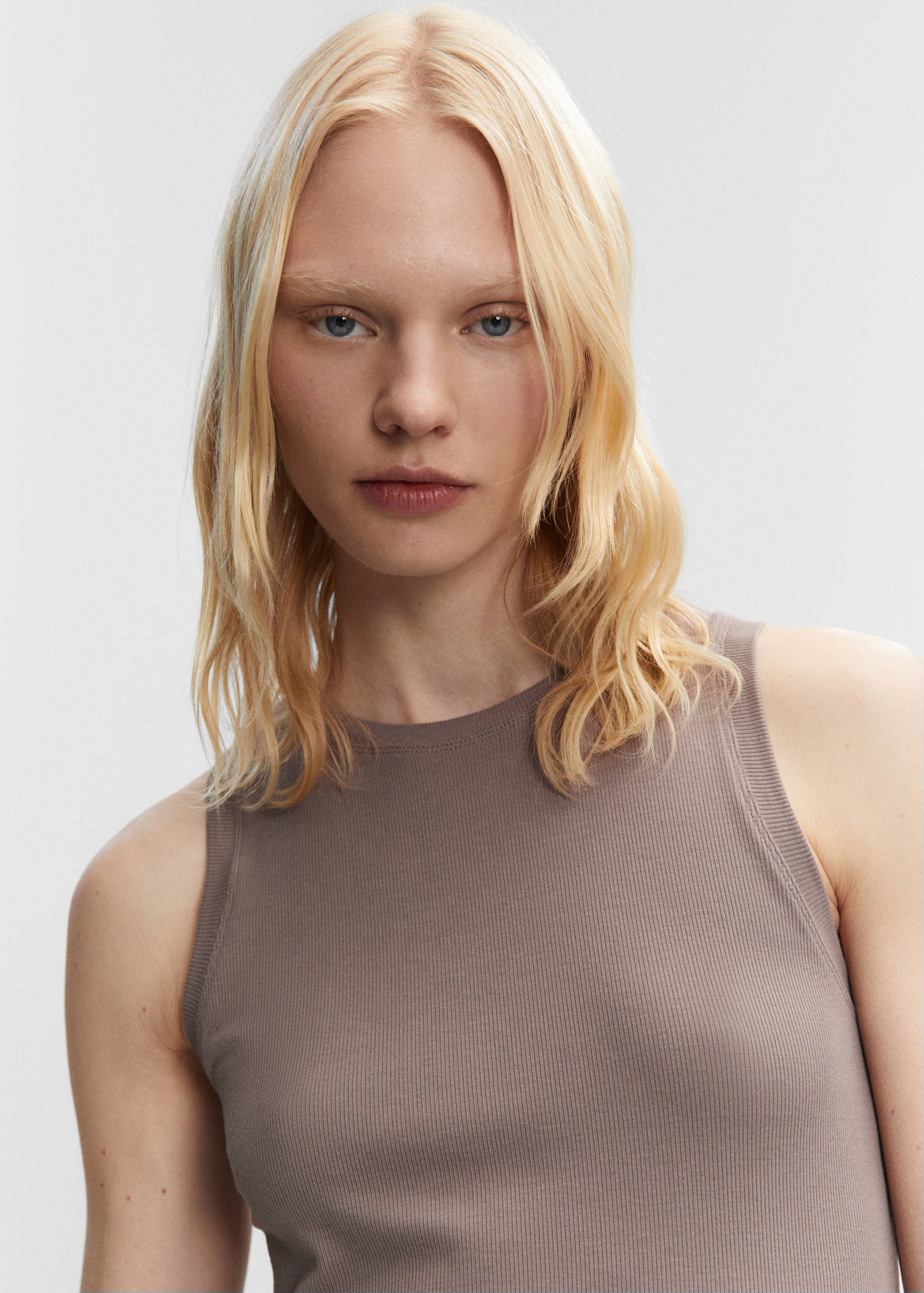 Vestido punto corto - Detalle del artículo 1