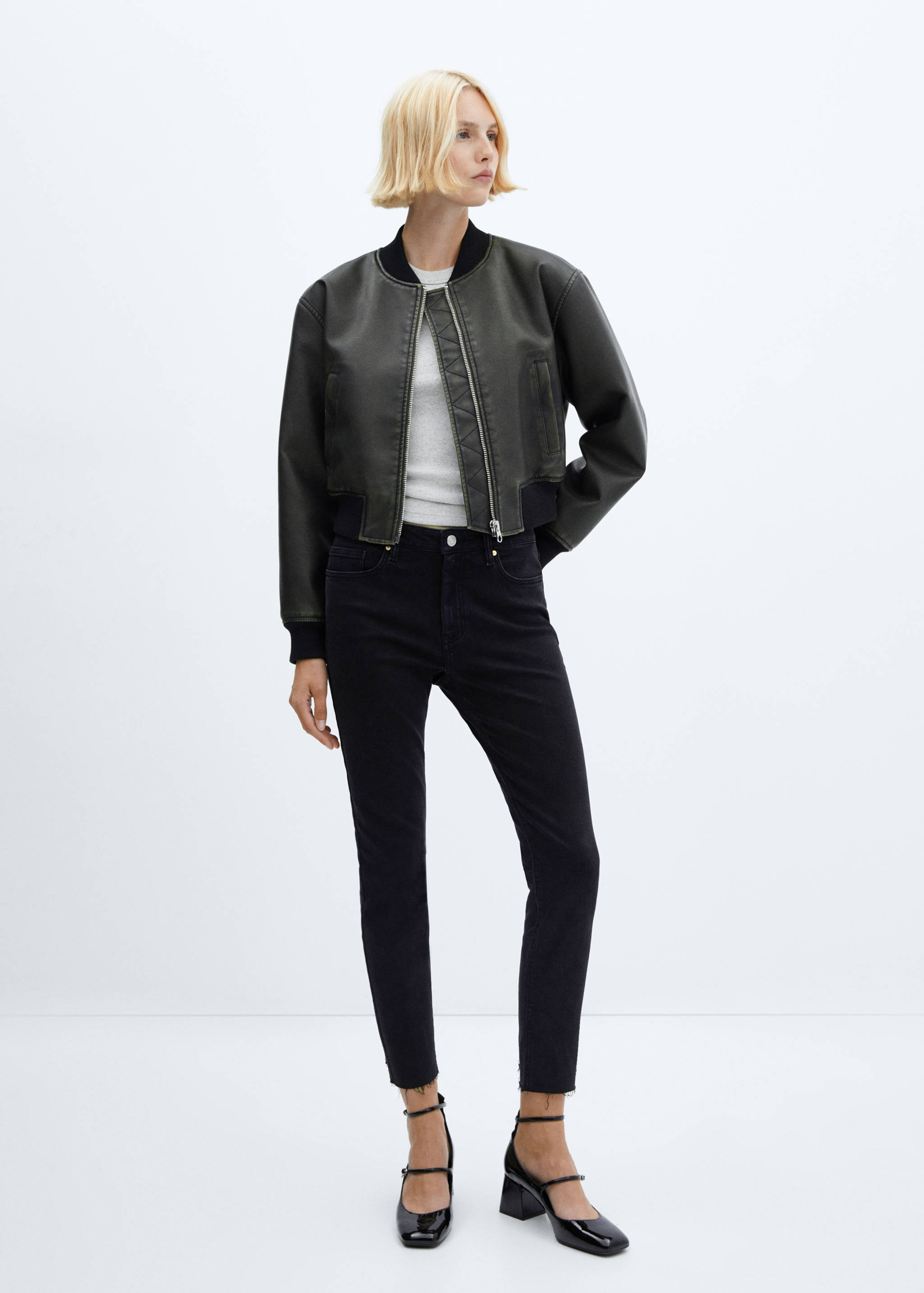 Skinny-Jeans in Cropped-Länge - Allgemeine Ansicht