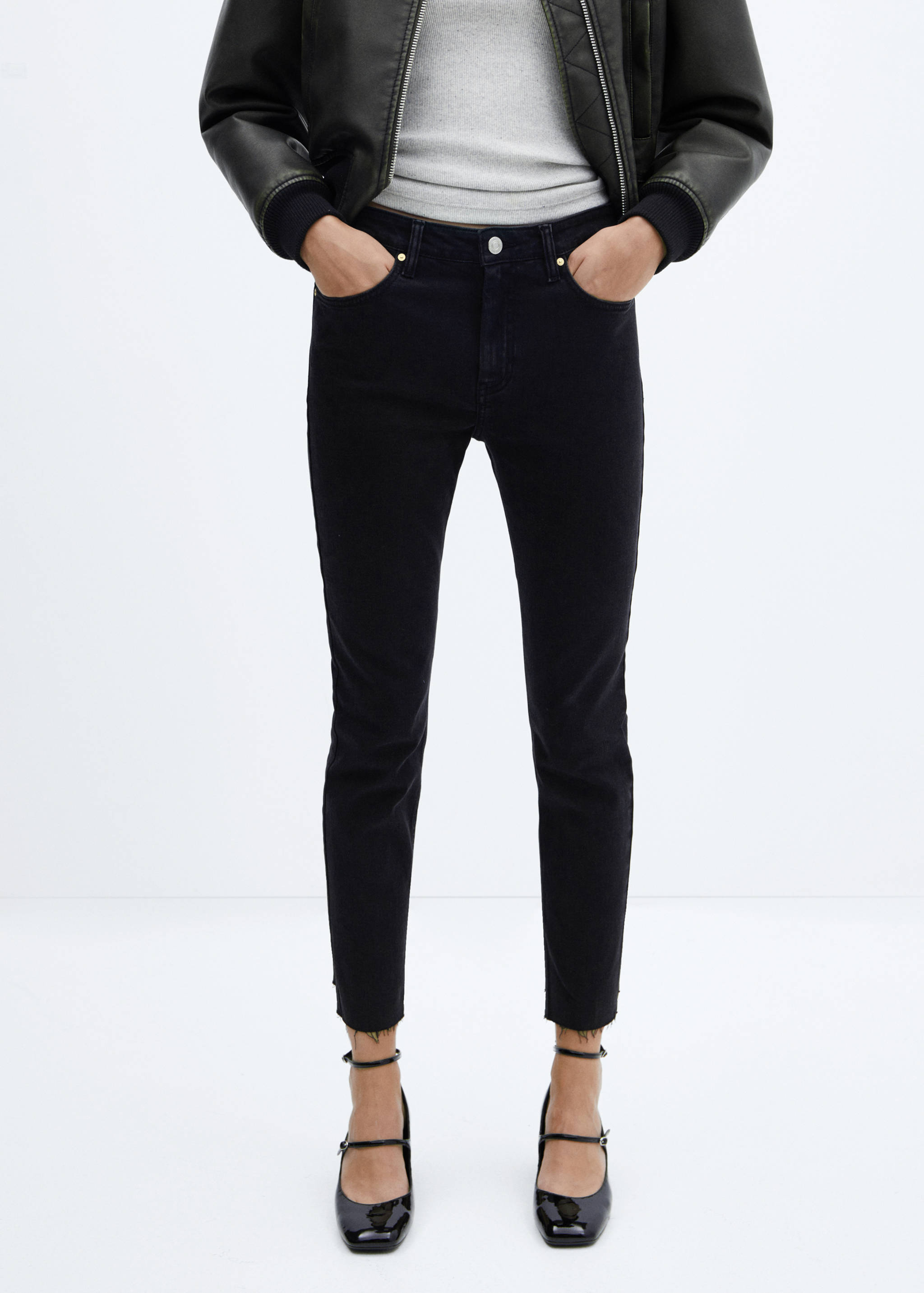 Skinny-Jeans in Cropped-Länge - Mittlere Ansicht