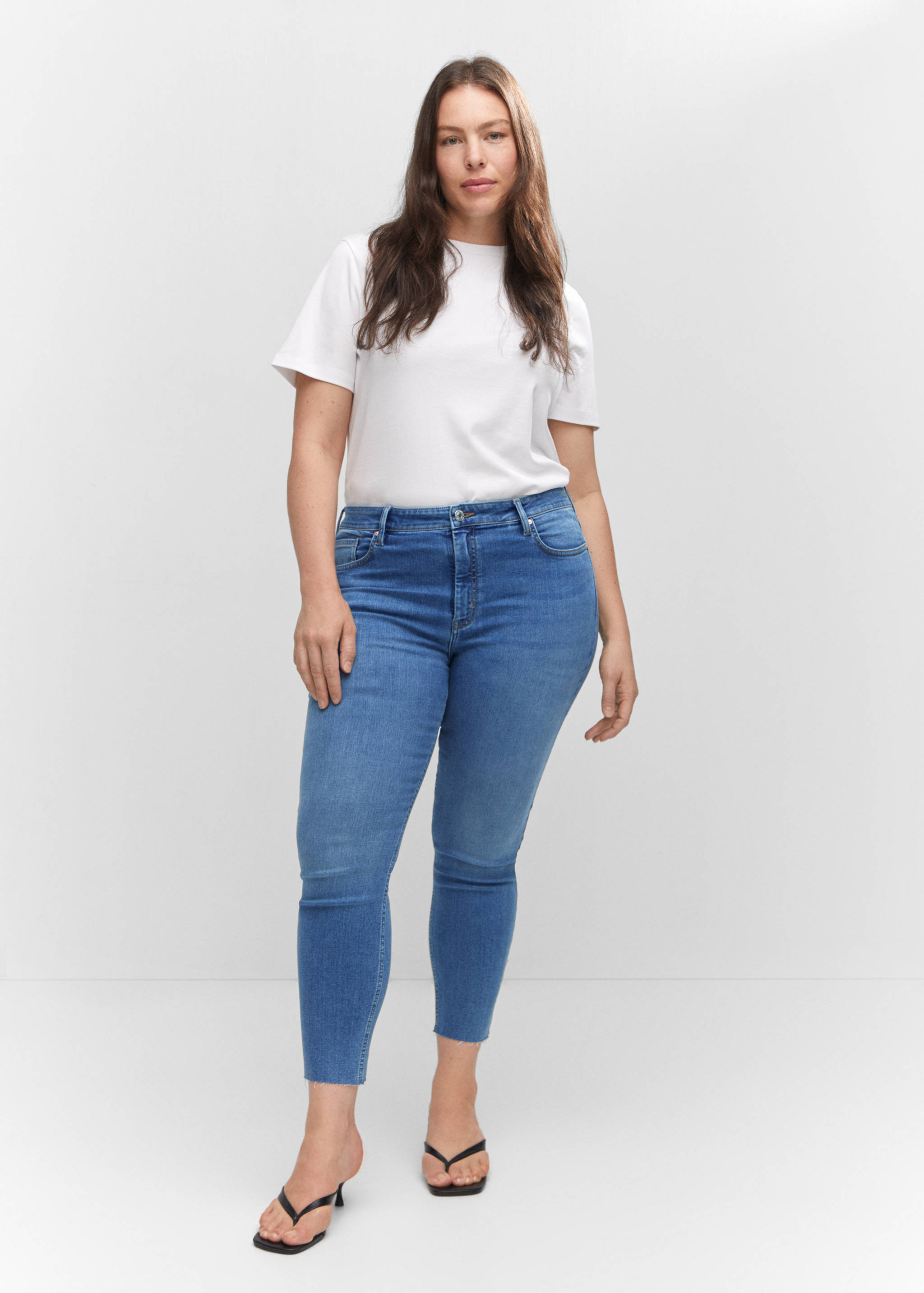 Skinny-Jeans in Cropped-Länge - Detail des Artikels 6