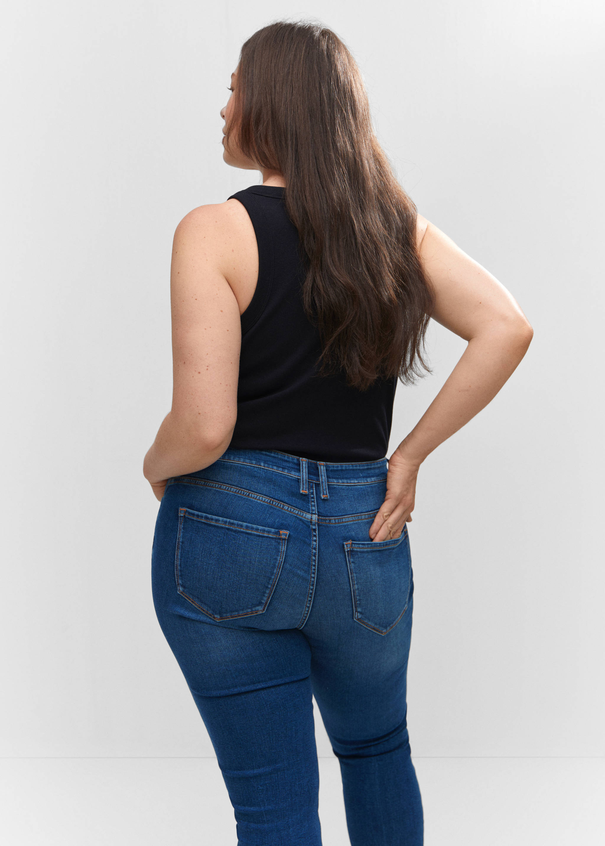 Skinny-Jeans in Cropped-Länge - Detail des Artikels 4