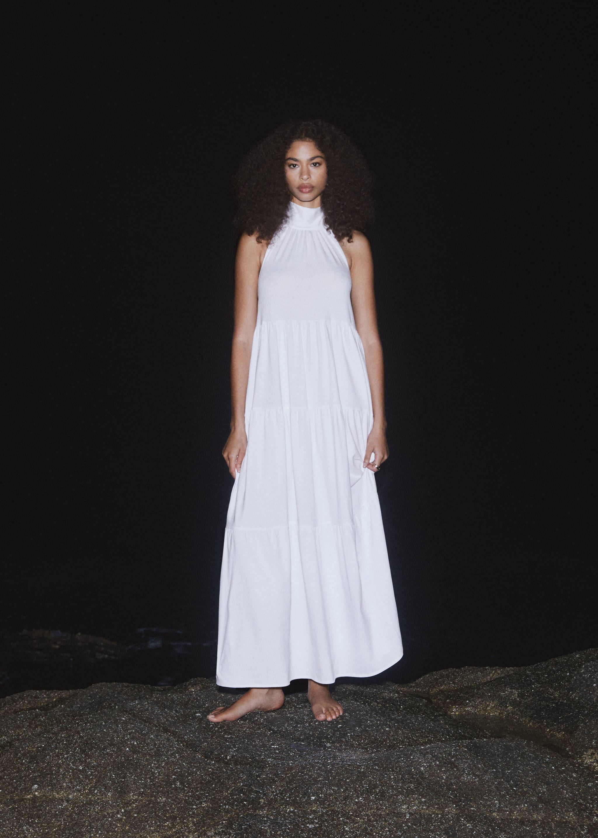 Rückenfreies Neckholder-Kleid - Detail des Artikels 6