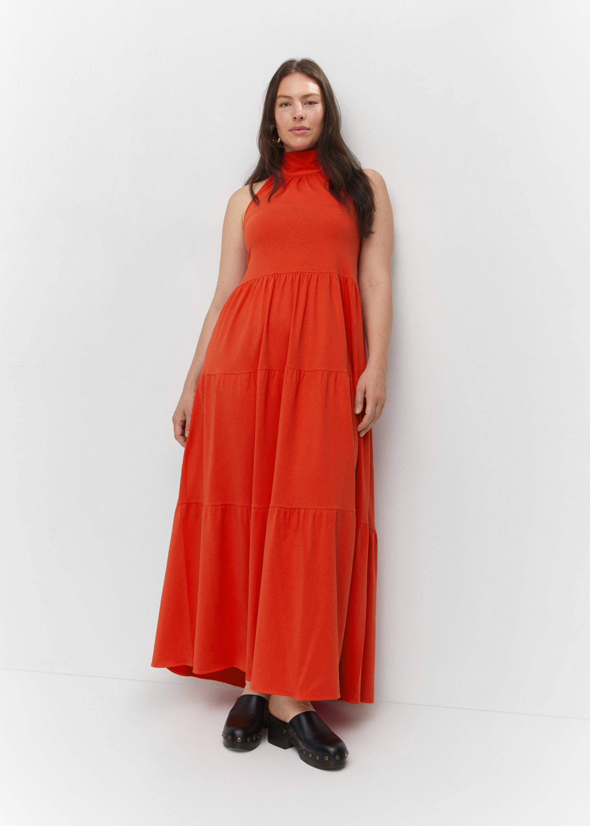 Rückenfreies Neckholder-Kleid - Detail des Artikels 4