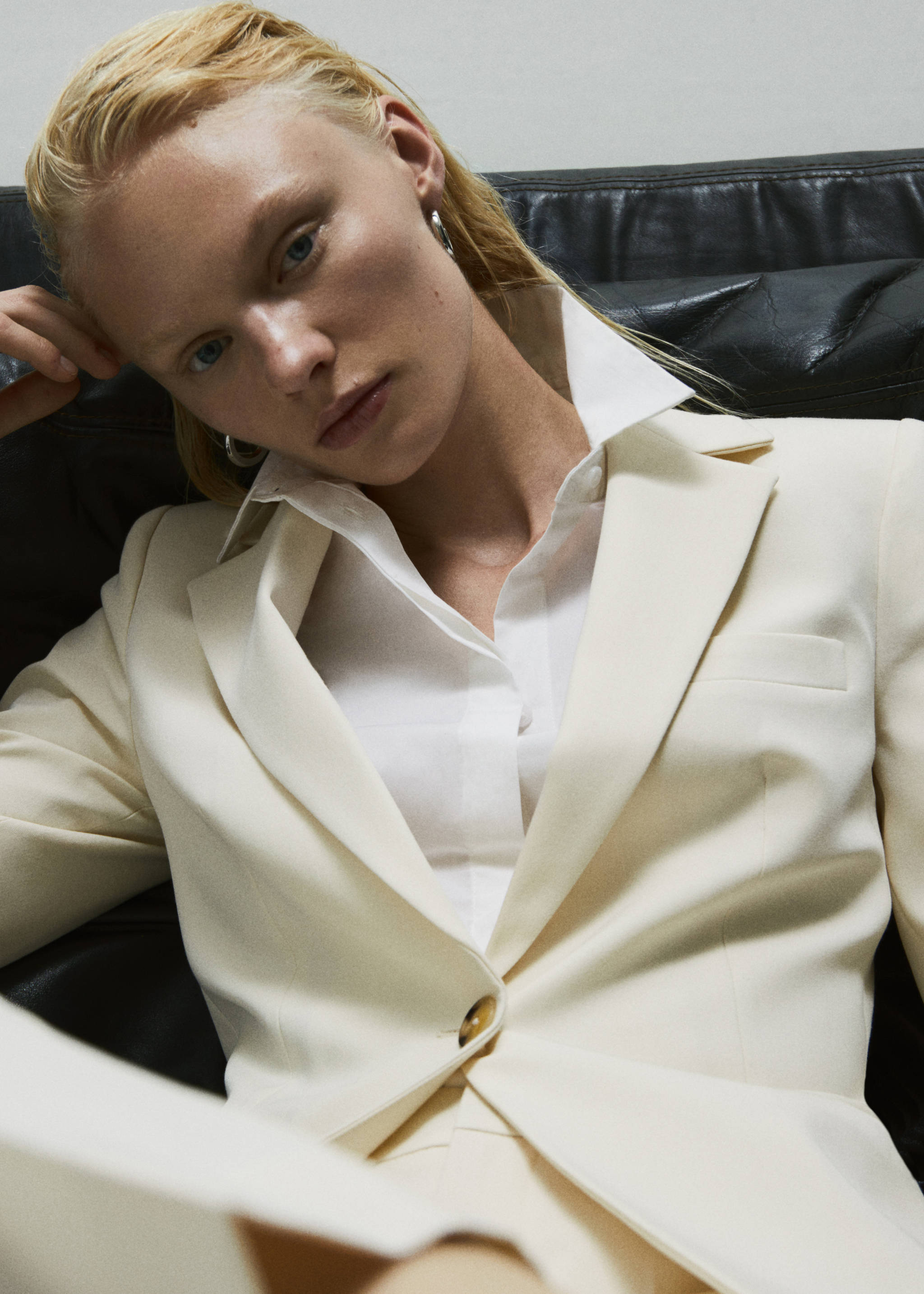 Fitted essential suit jacket - Details of the article 6