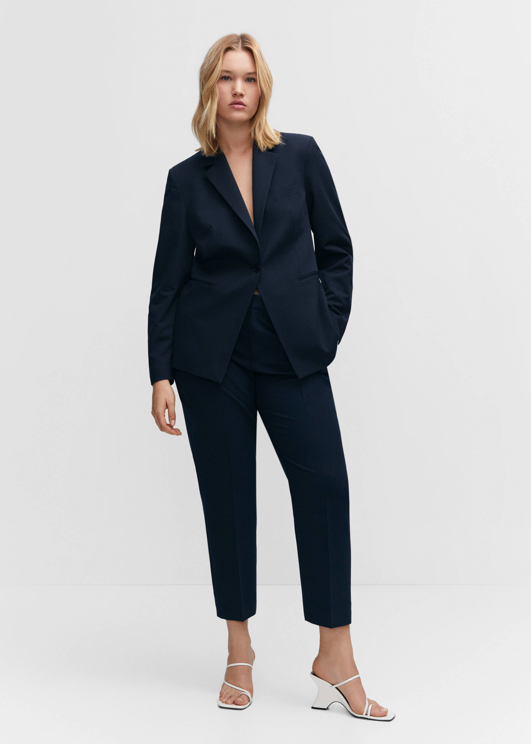 Fitted essential suit jacket - Details of the article 3