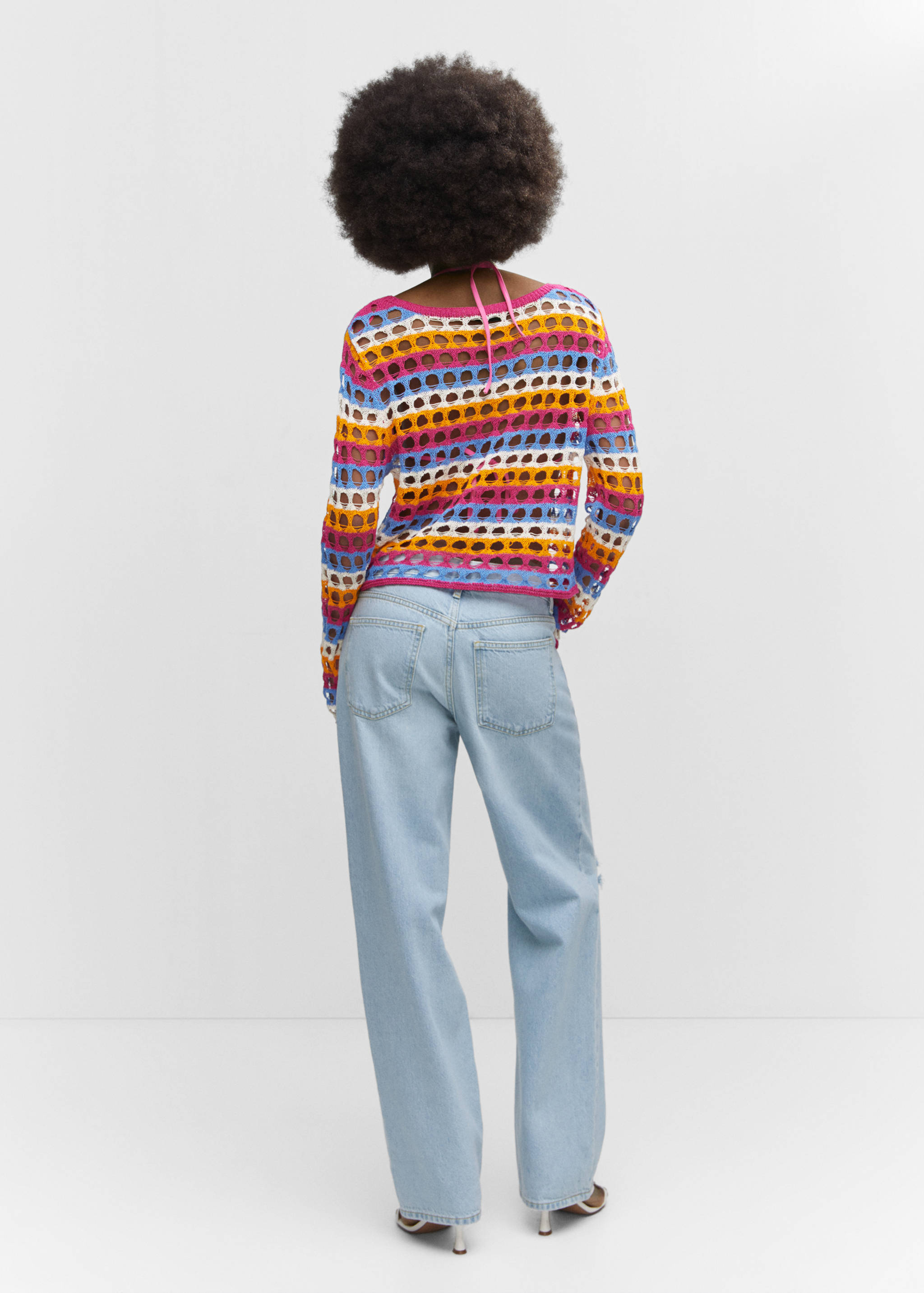 Multi-colored crochet sweater - Reverse of the article