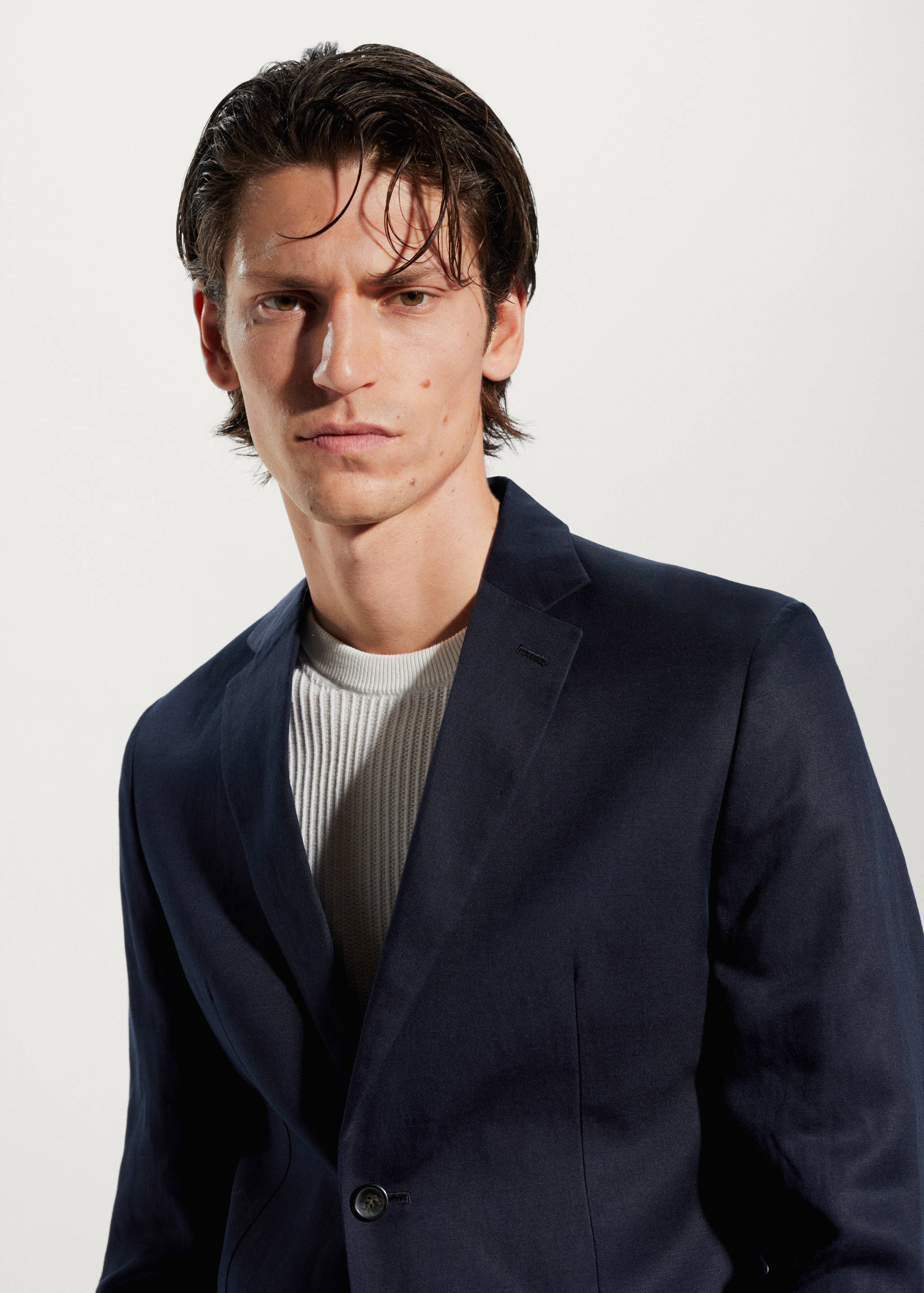 Slim Fit Anzugjacke aus Leinen - Detail des Artikels 1