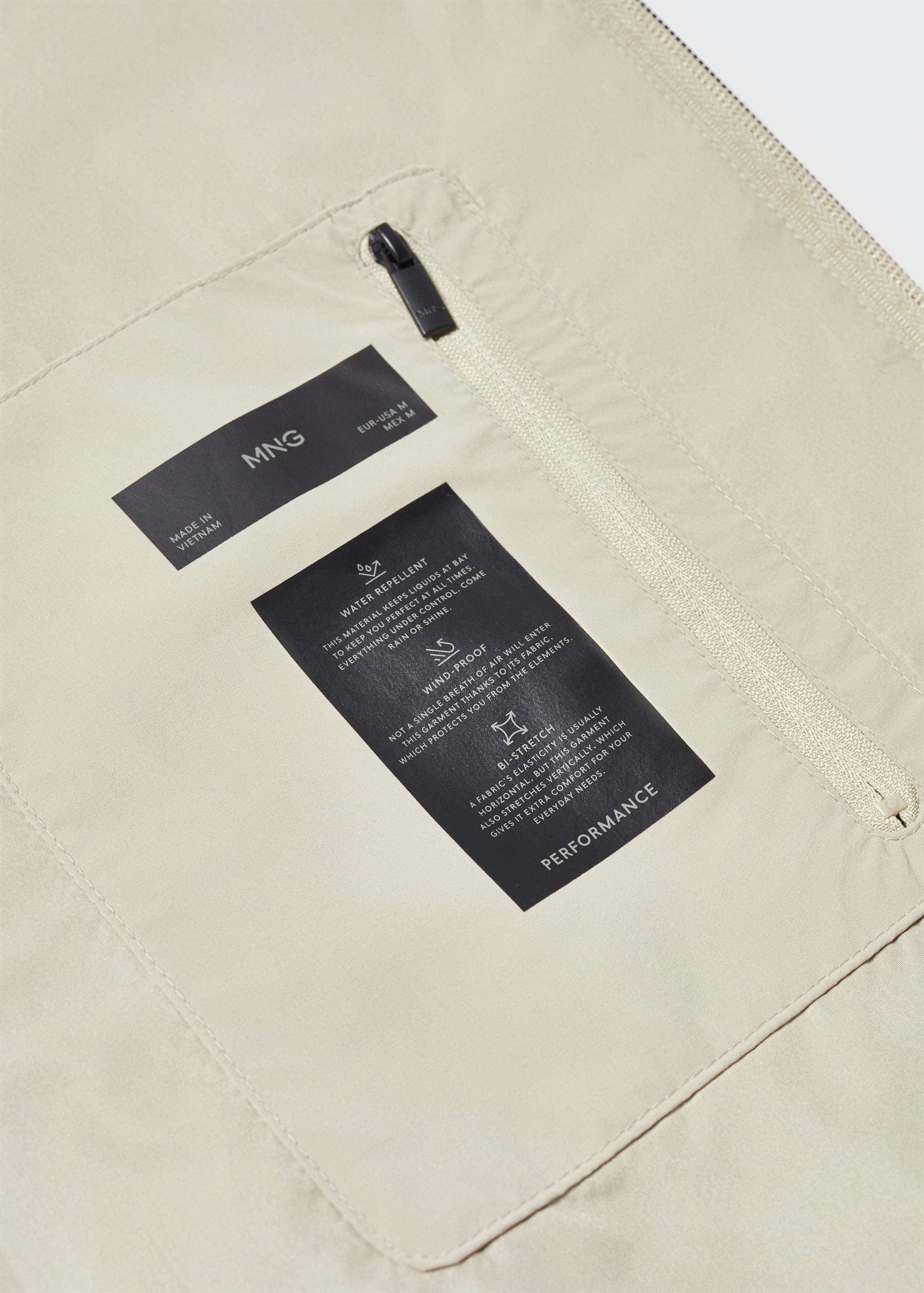 Jaqueta bomber water-repellent - Detall de l'article 8