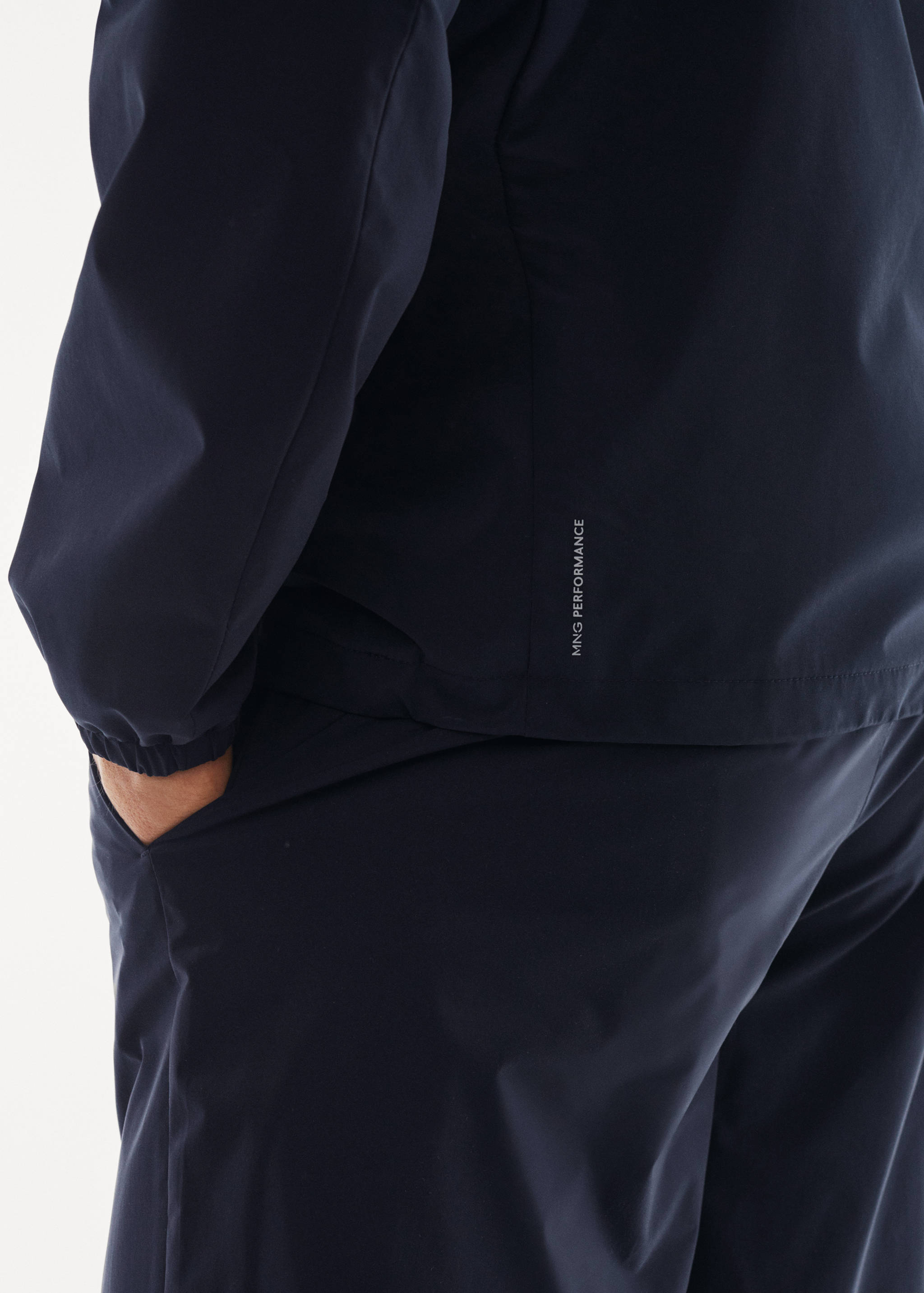 Jaqueta bomber water-repellent - Detall de l'article 3
