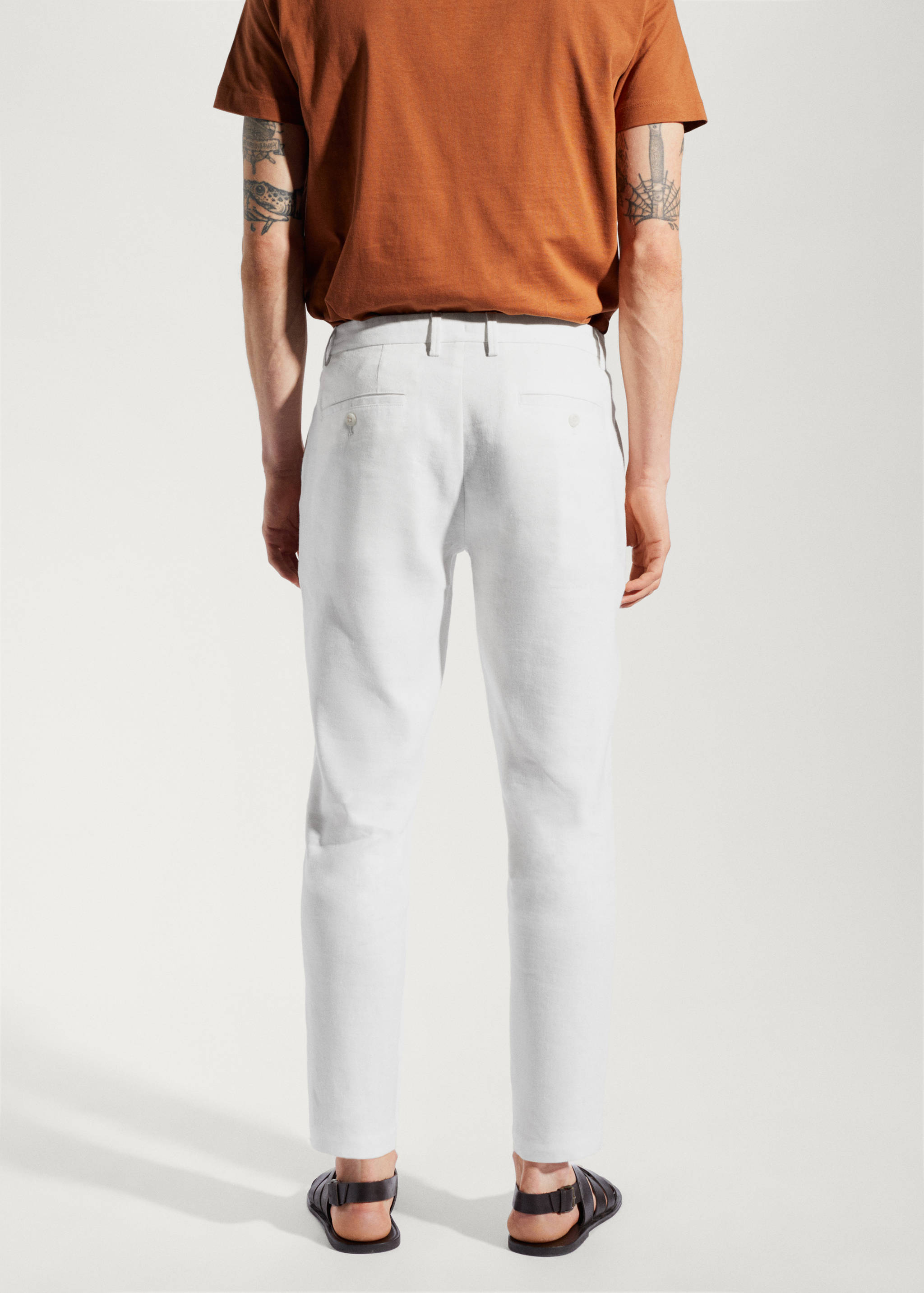 Linen slim-fit trousers with inner drawstring - Reverse of the article