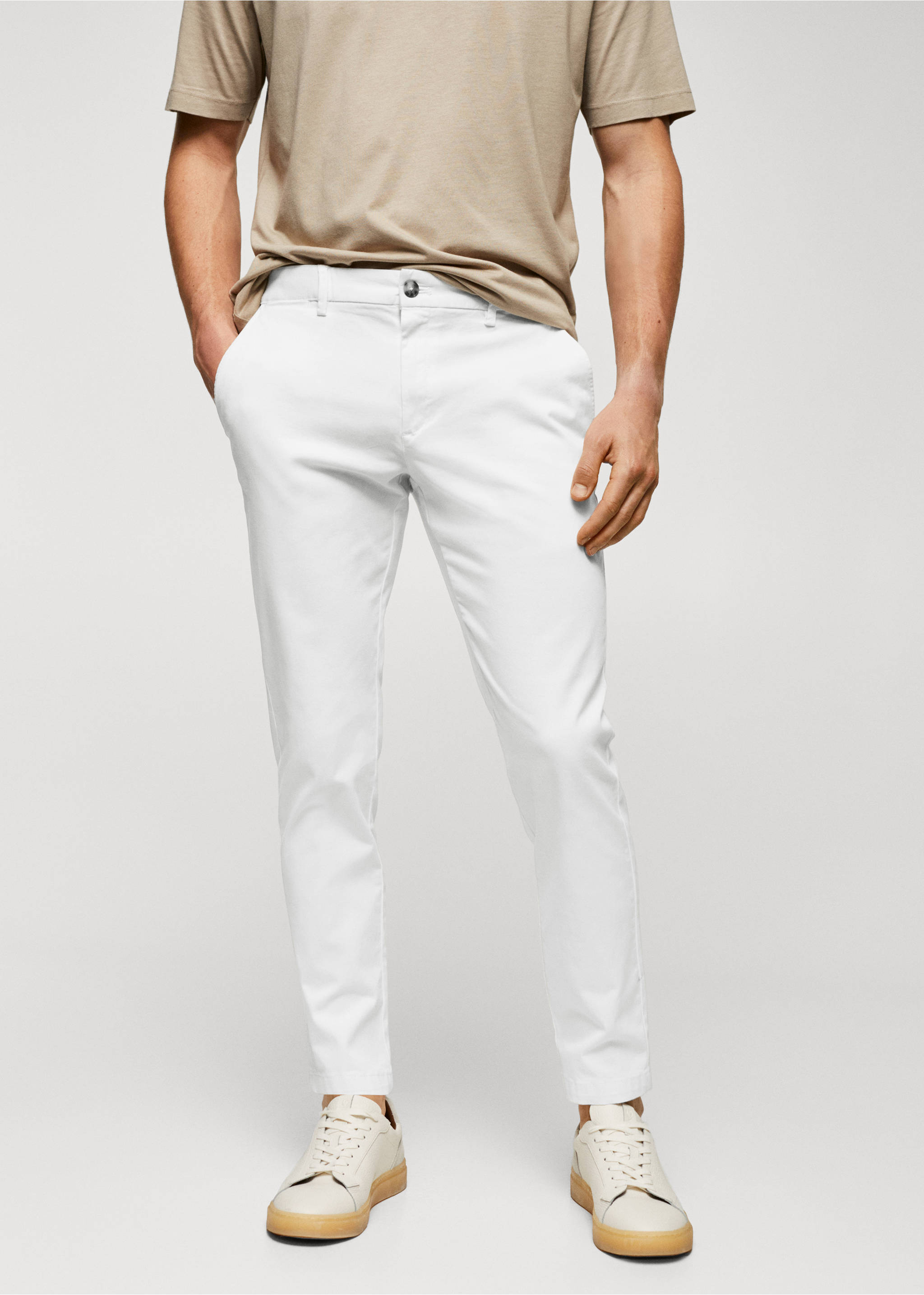 Cotton tapered crop trousers - Medium plane, White. Ref: 57040567-00.