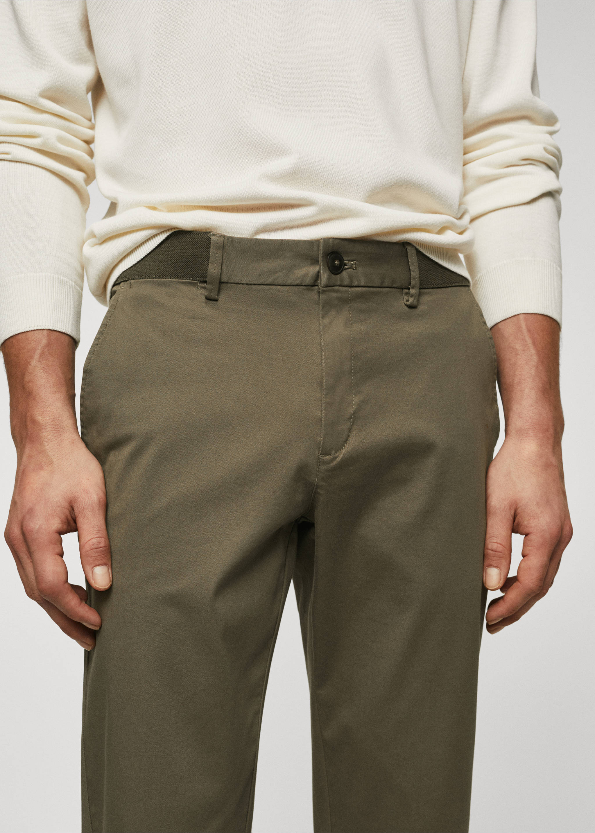 Cotton tapered crop trousers - Details of the article 1, Medium Green. Ref: 57040567-00.