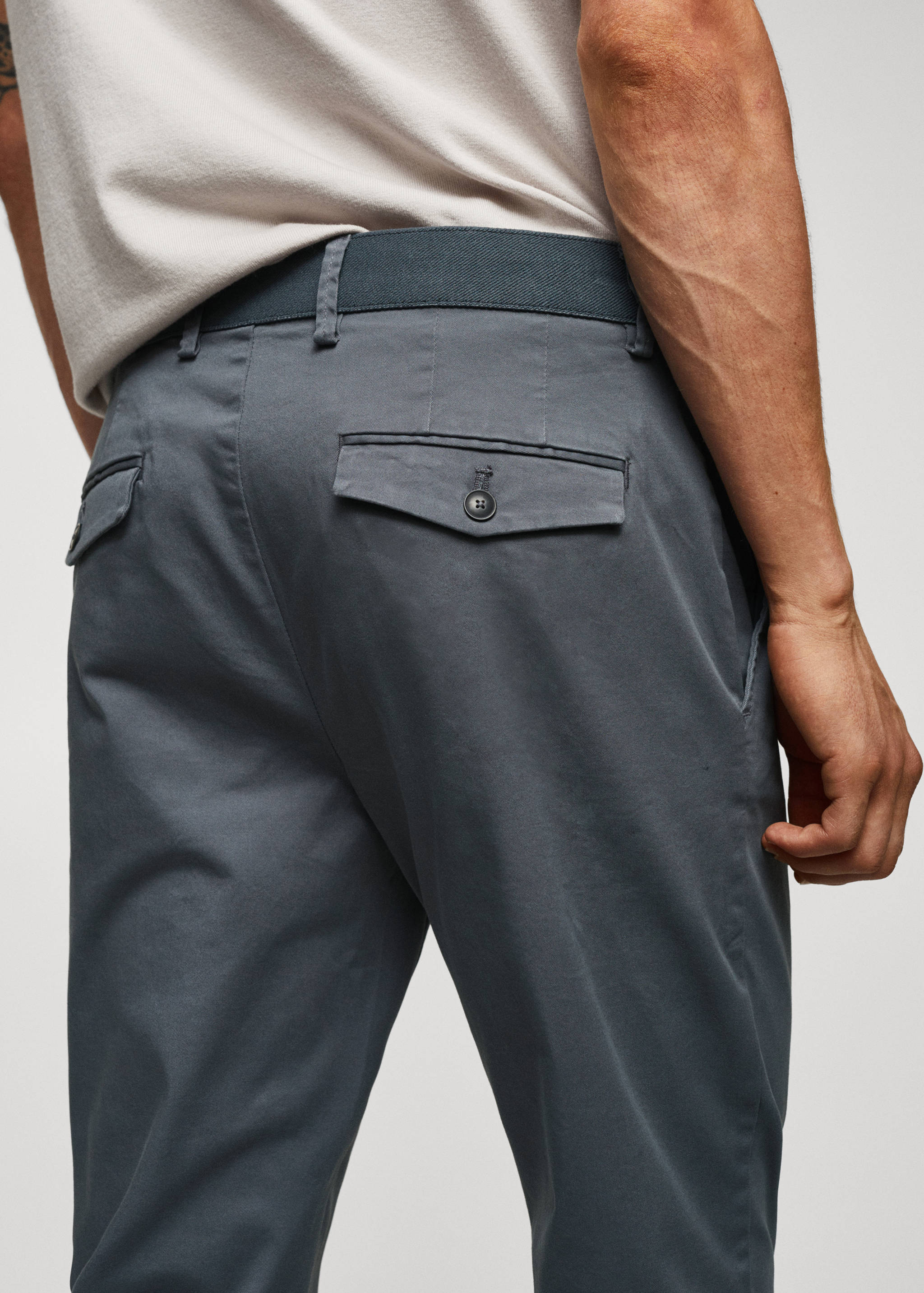 Cotton tapered crop trousers - Details of the article 4