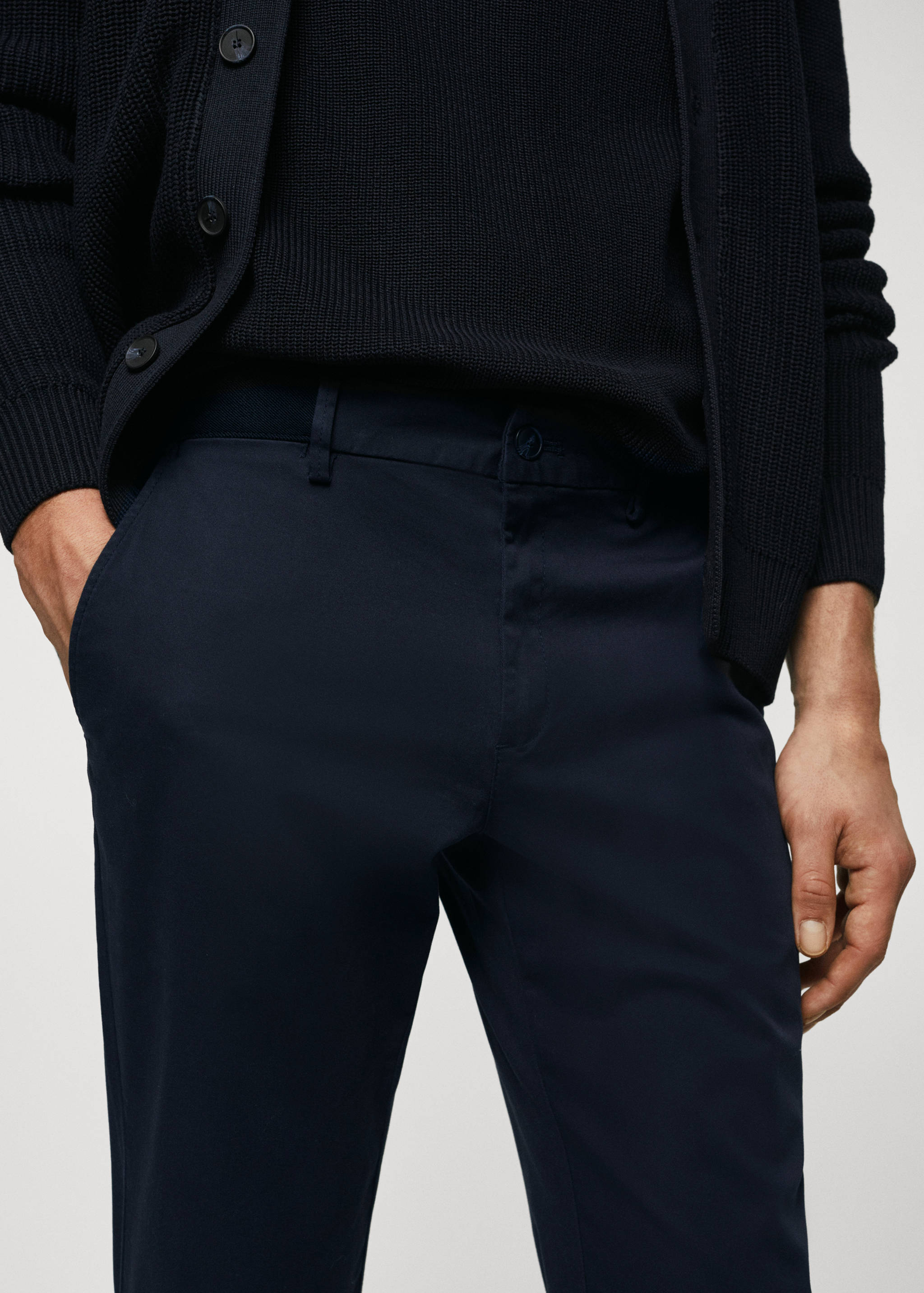 Cotton tapered crop trousers - Details of the article 1