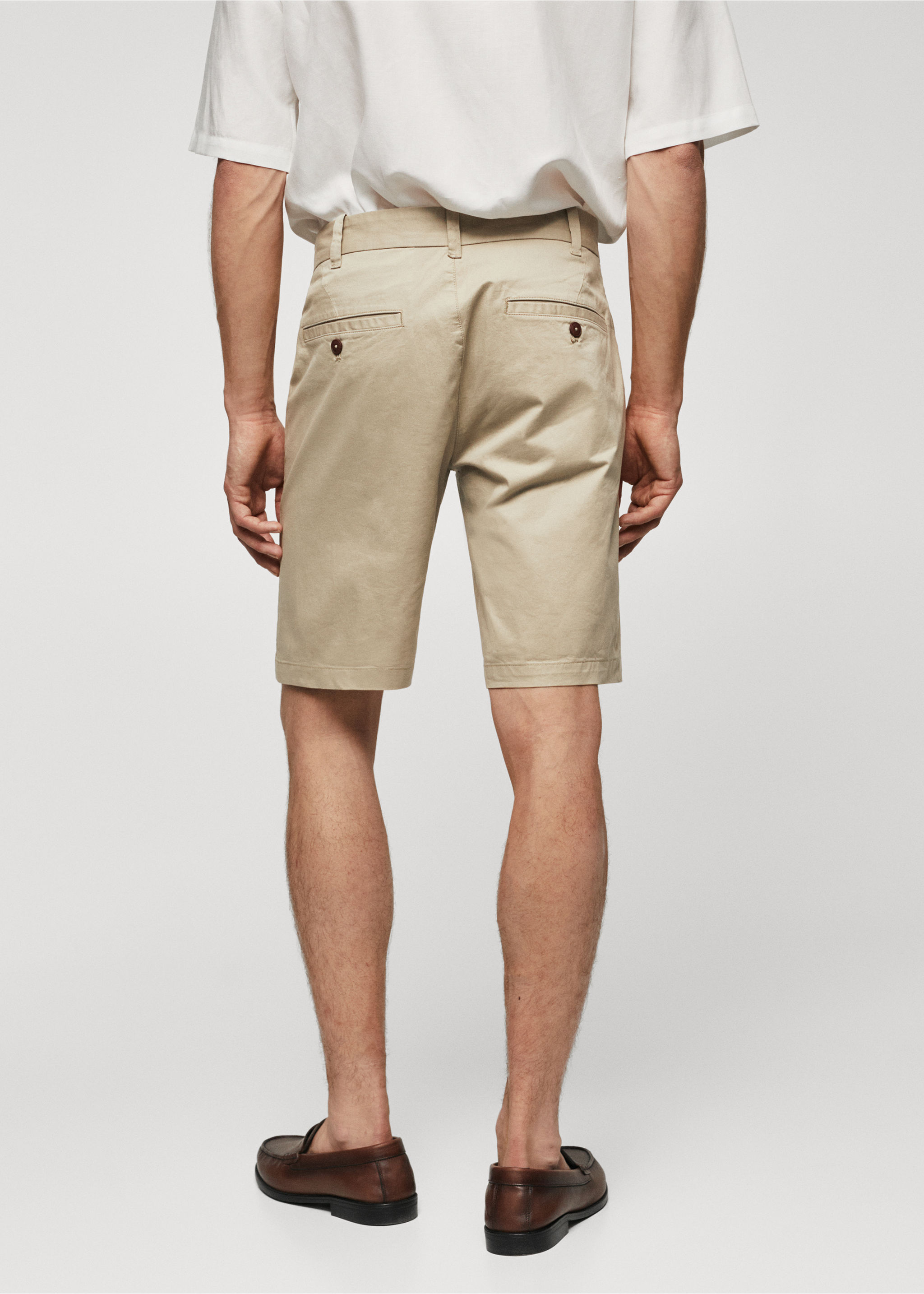 Slim-fit chino cotton bermuda shorts - Reverse of the article